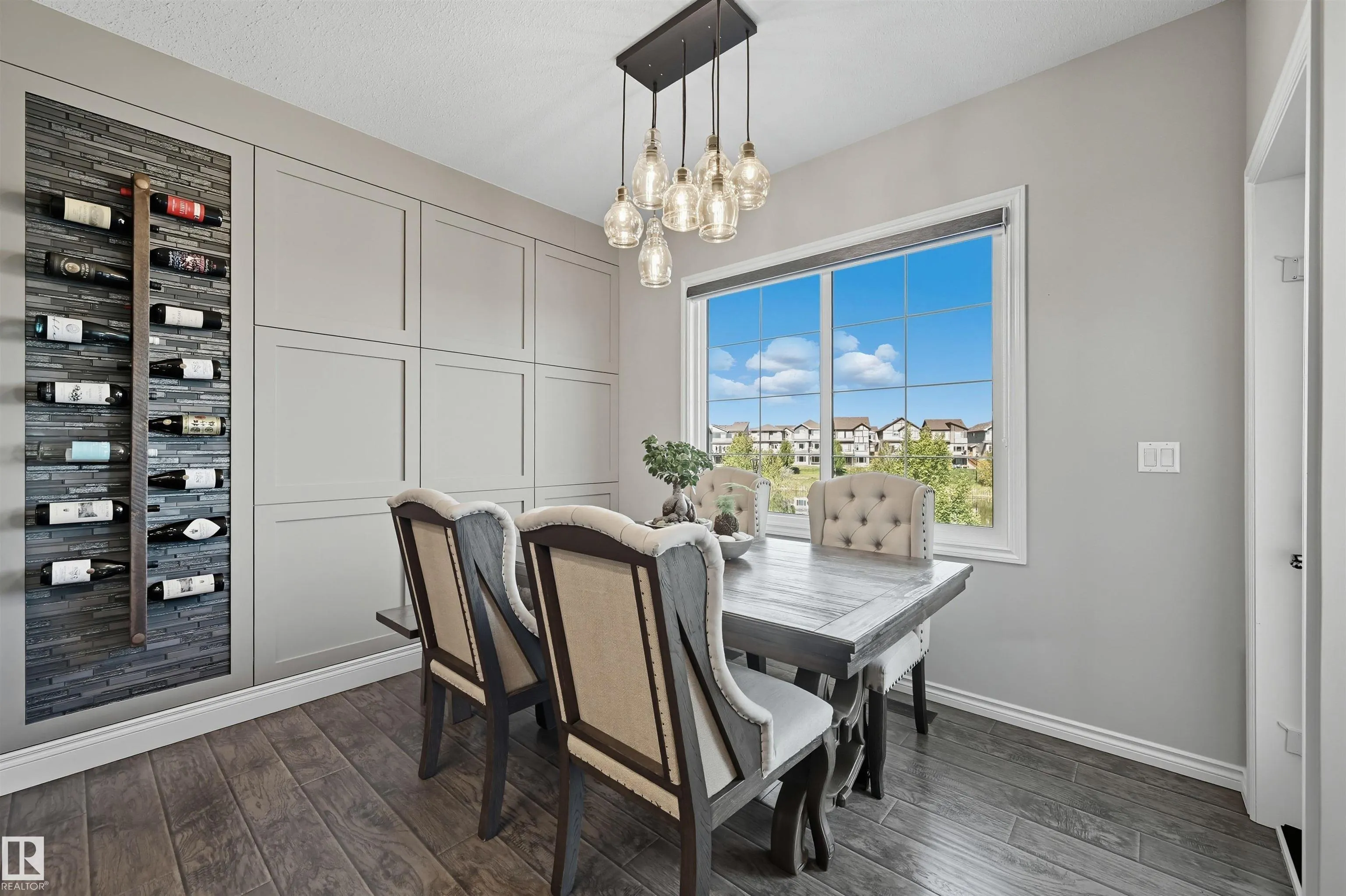 3414 PARKER Loop