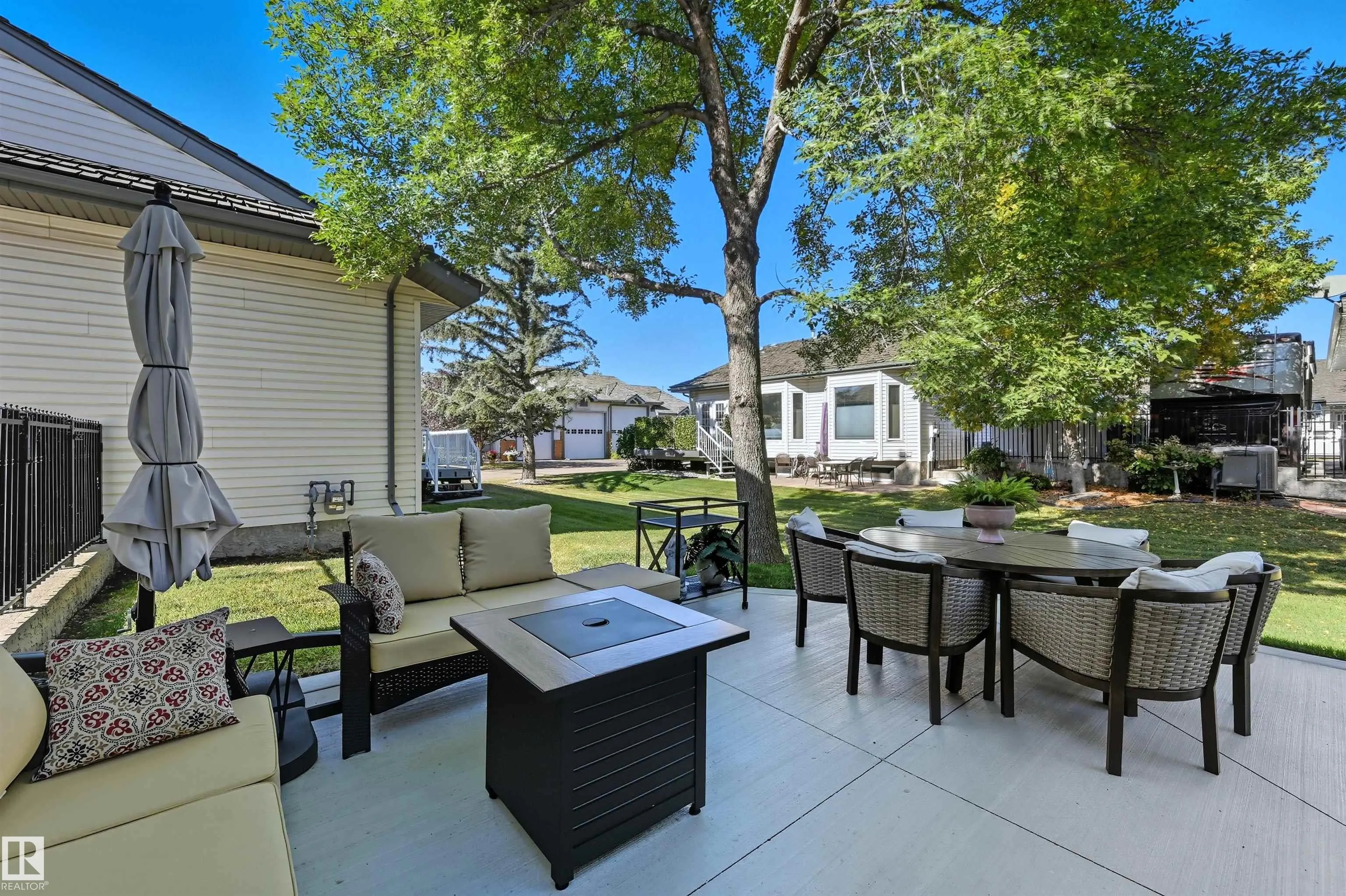 10 BLACKBURN Drive