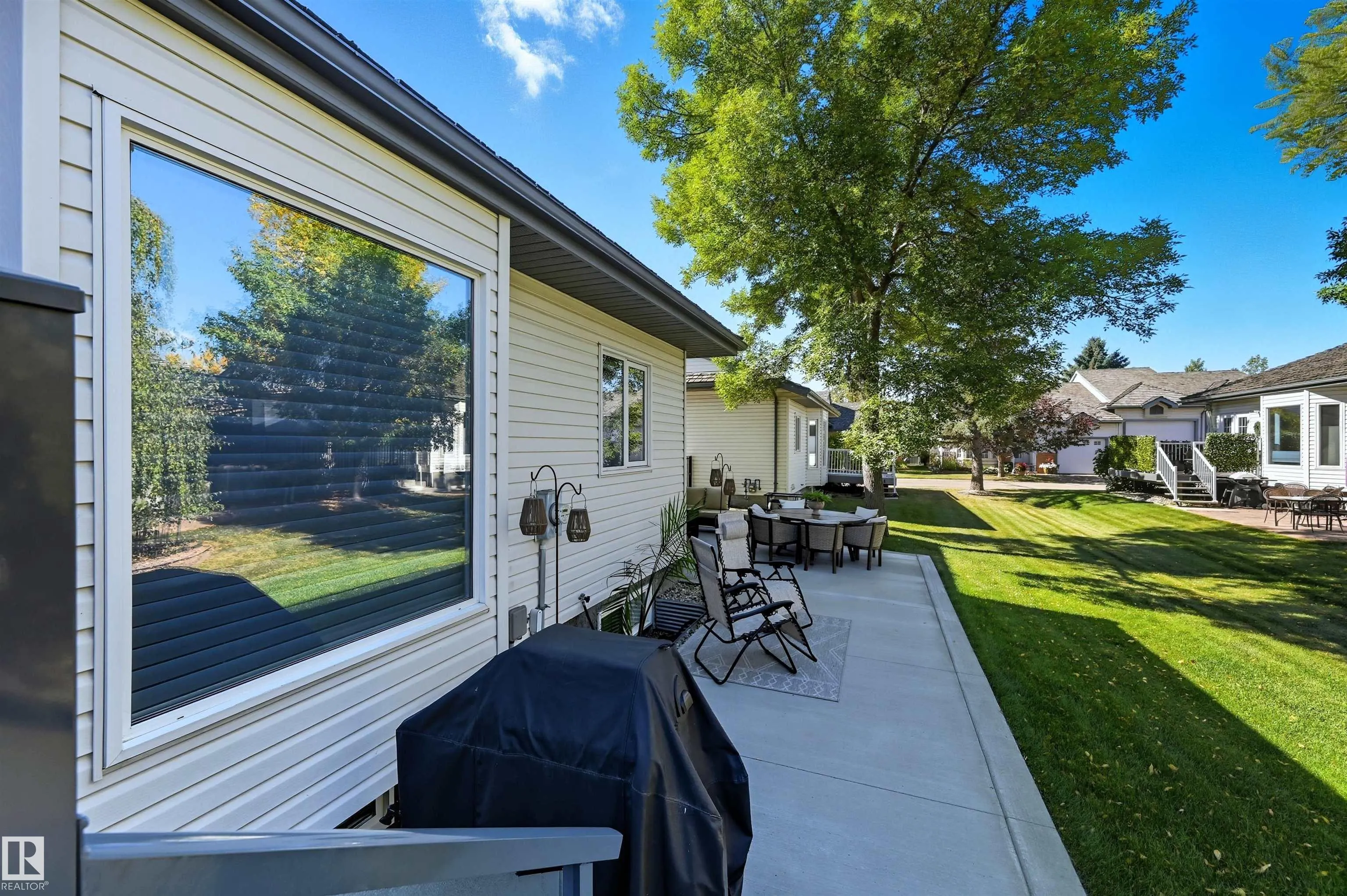 10 BLACKBURN Drive