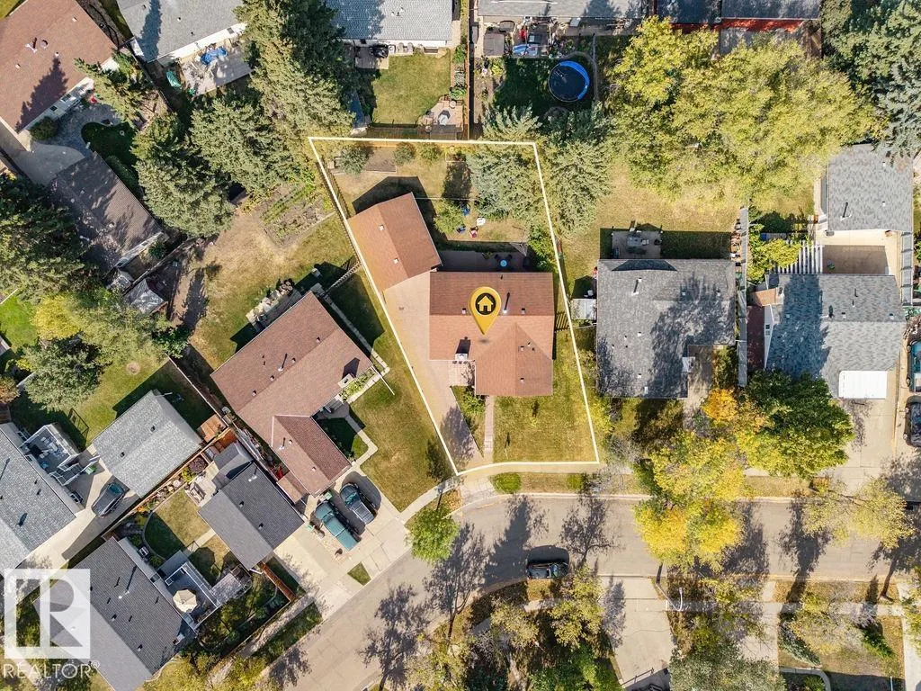 3 MURRAY Crescent