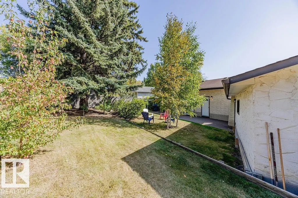 3 MURRAY Crescent