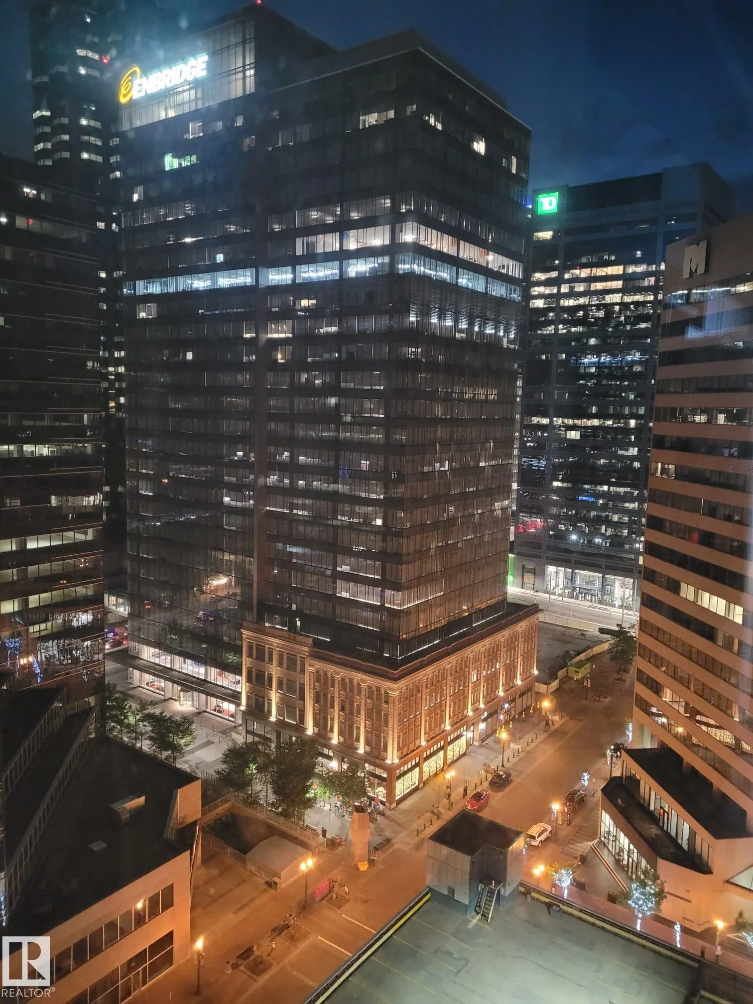 10024 Jasper Avenue