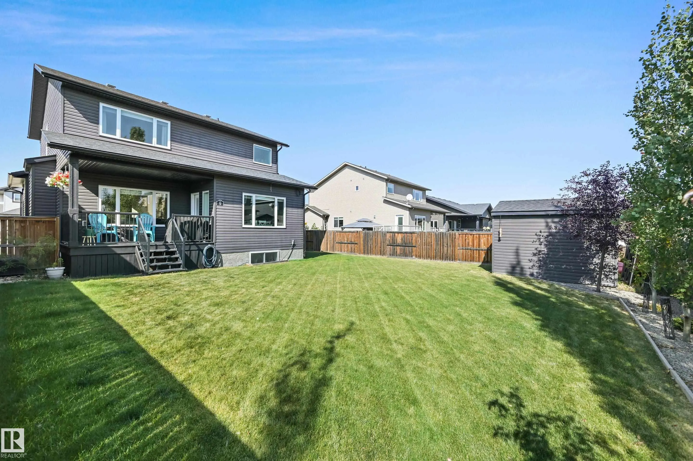 9 Viceroy Crescent