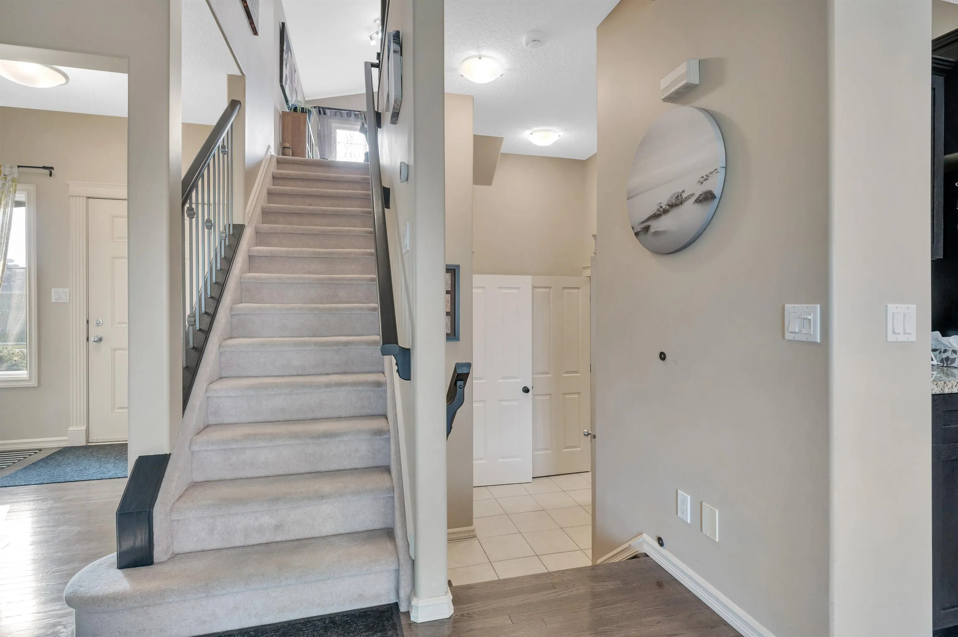 40 BECKER Crescent