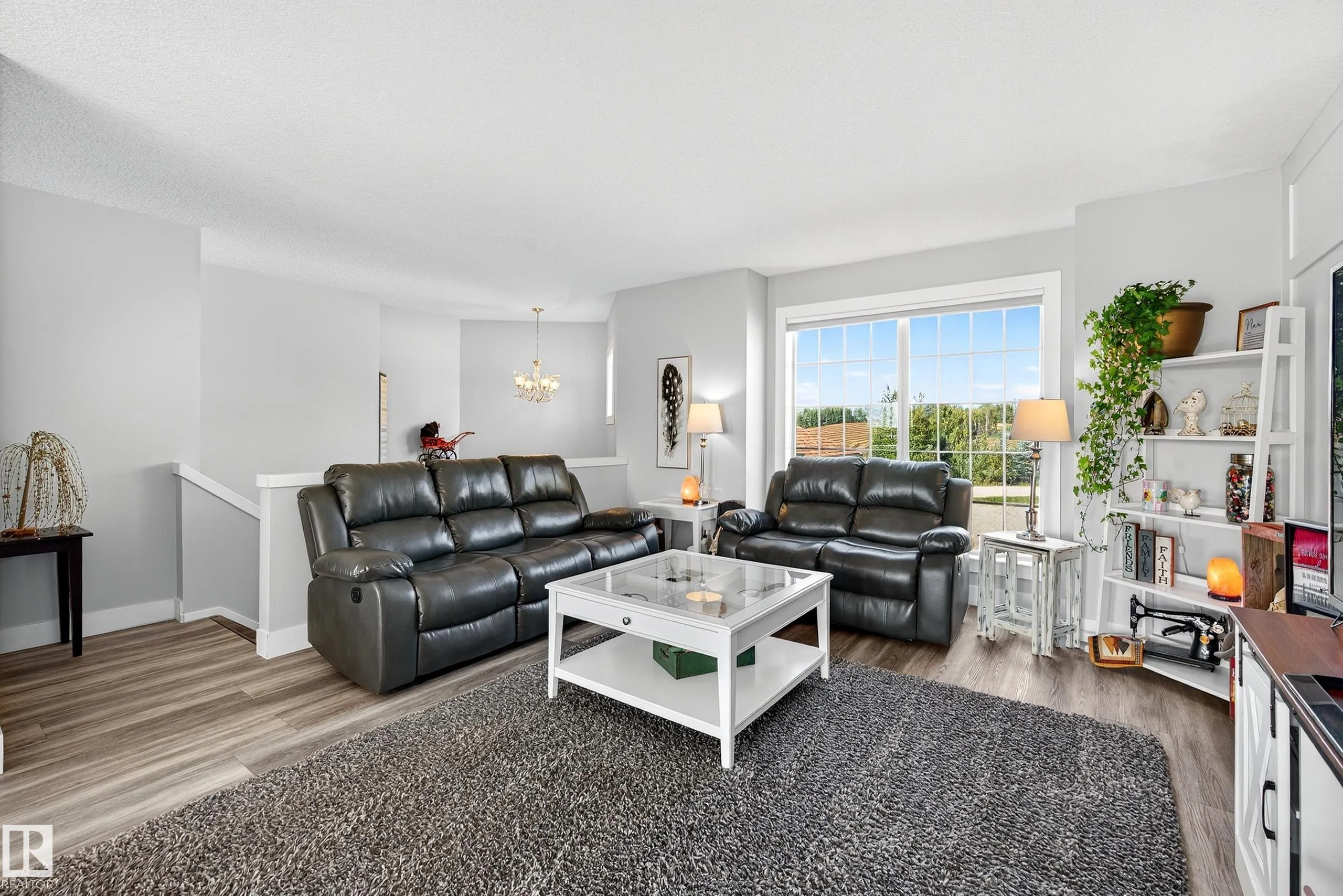 2022 PARKLAND Drive