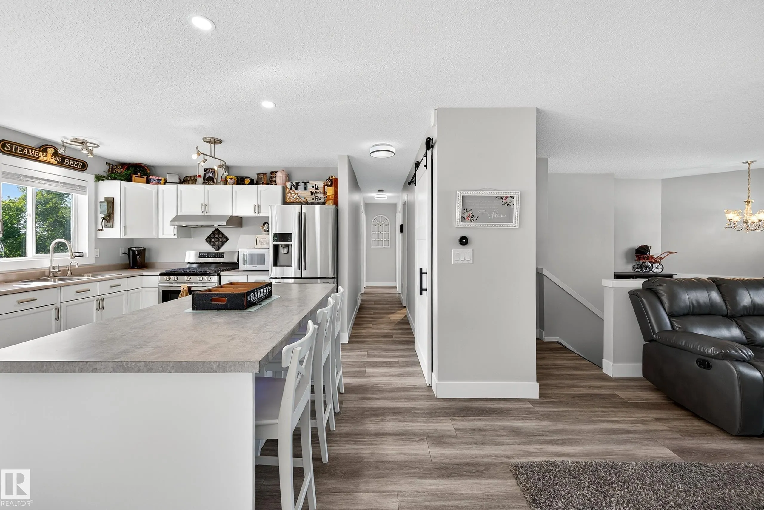 2022 PARKLAND Drive