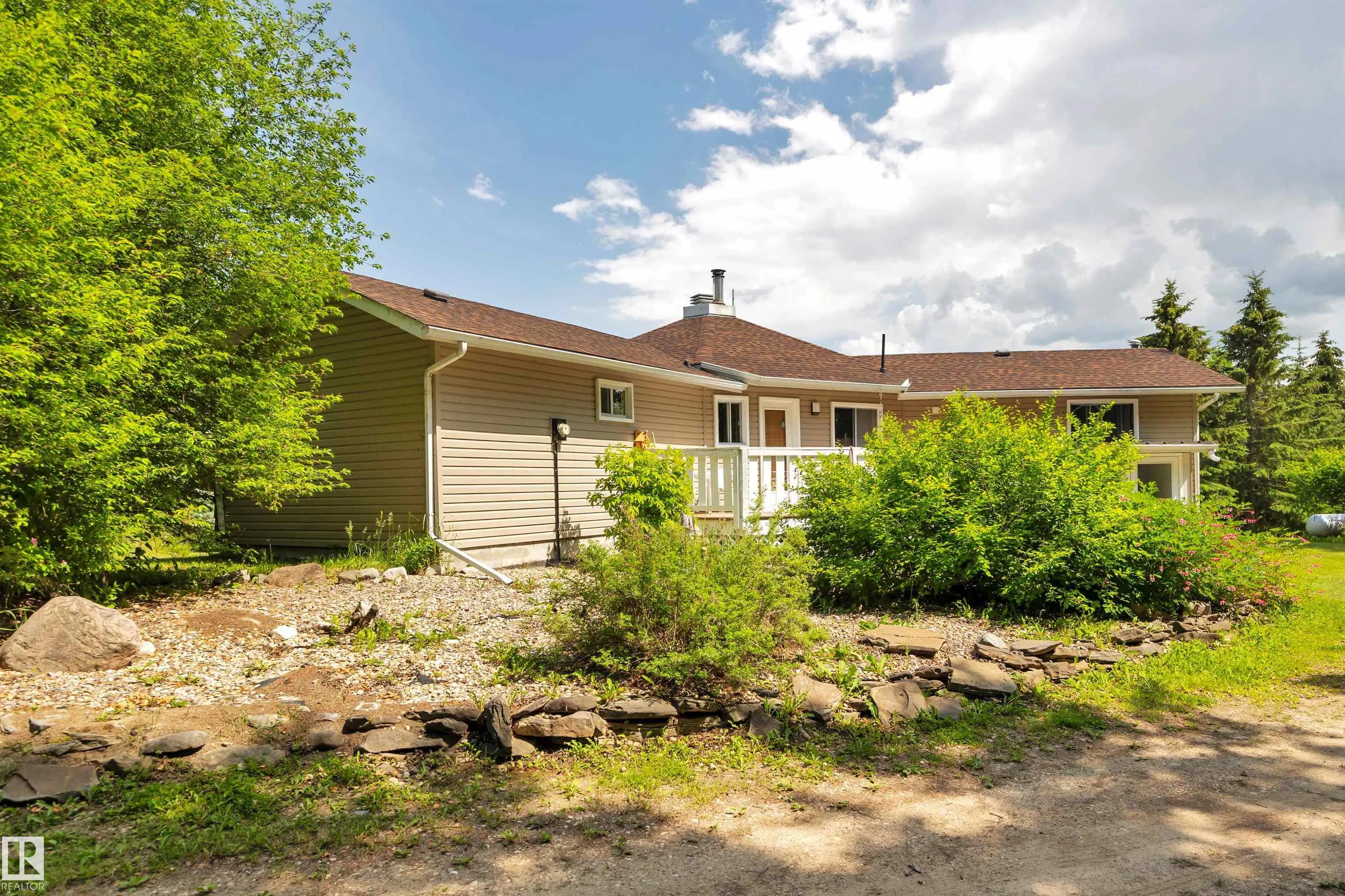 471035 HWY 771