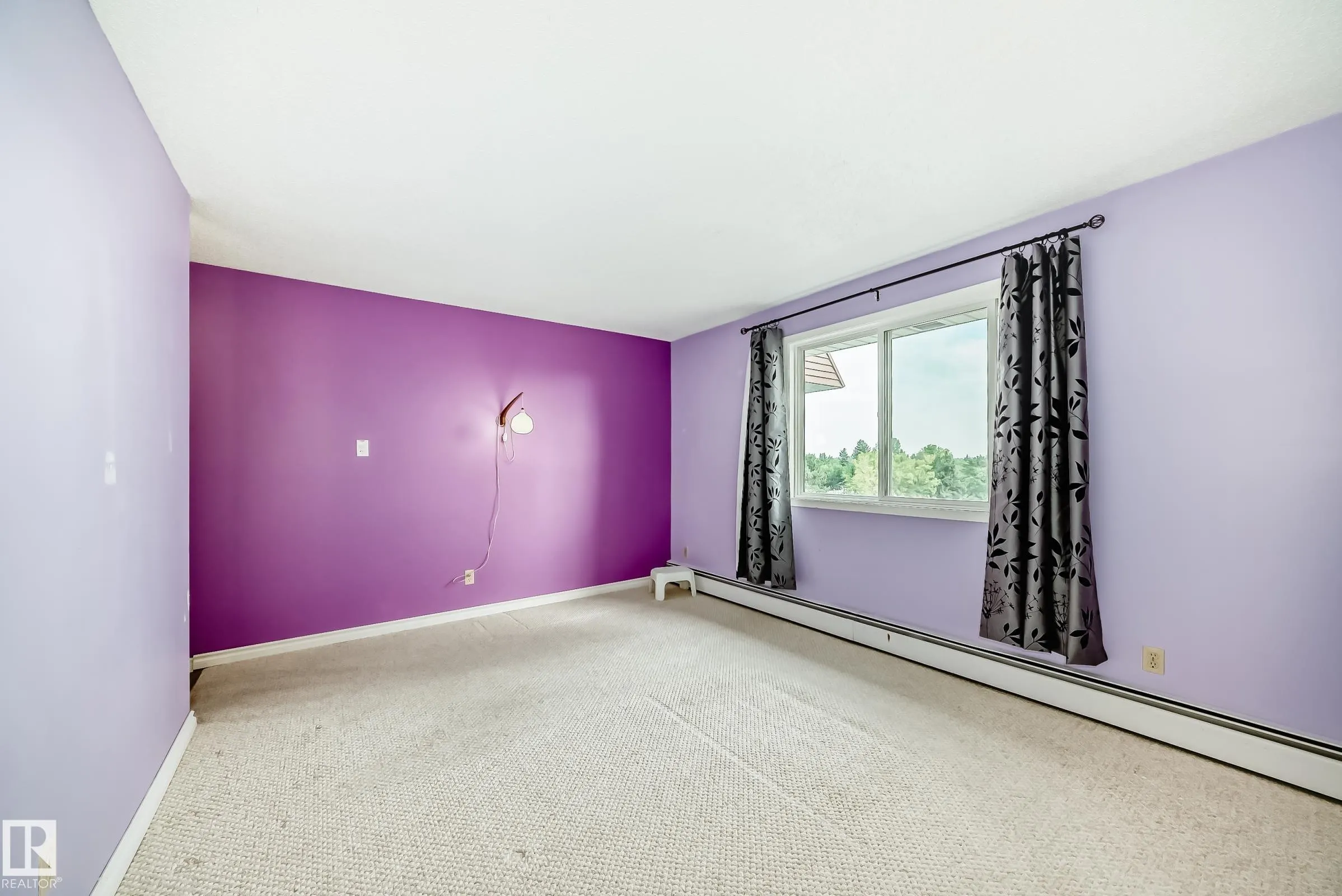 5520 RIVERBEND Road