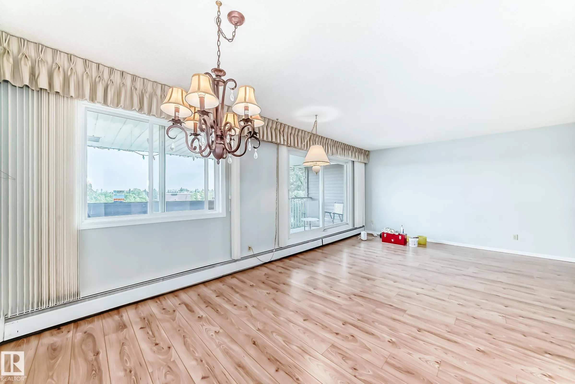 5520 RIVERBEND Road