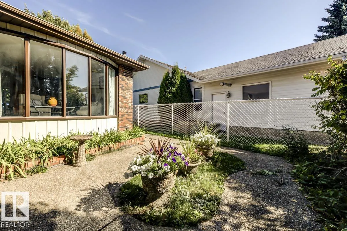 669 VILLAGE Drive