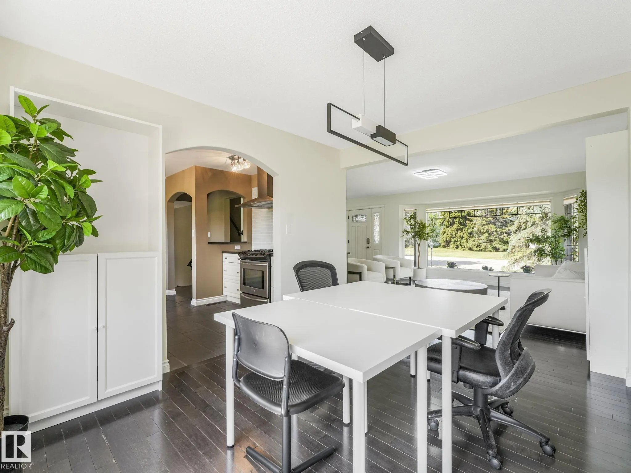 123 FAIRWAY Drive