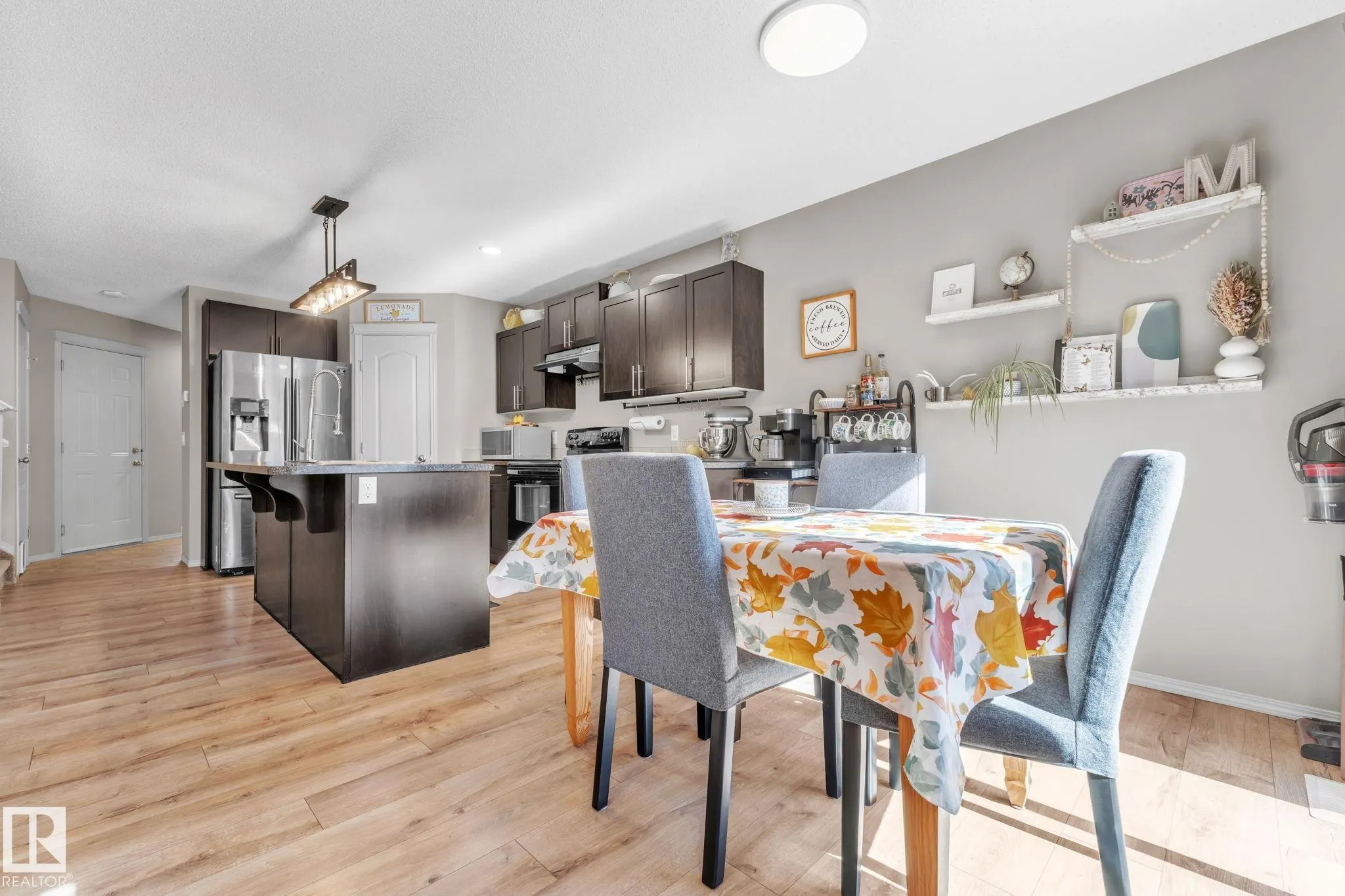 13 SPRINGWOOD Way
