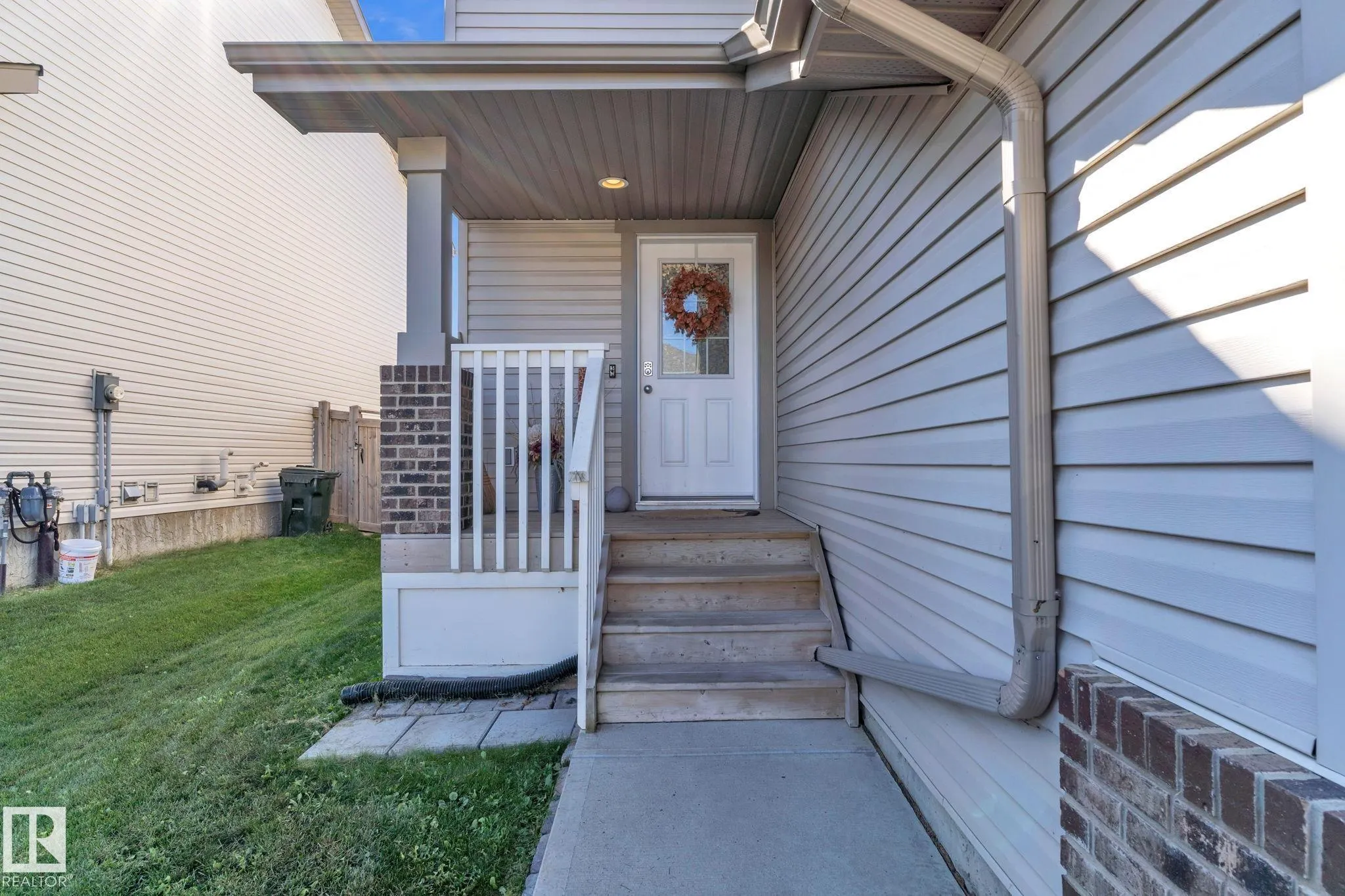 13 SPRINGWOOD Way