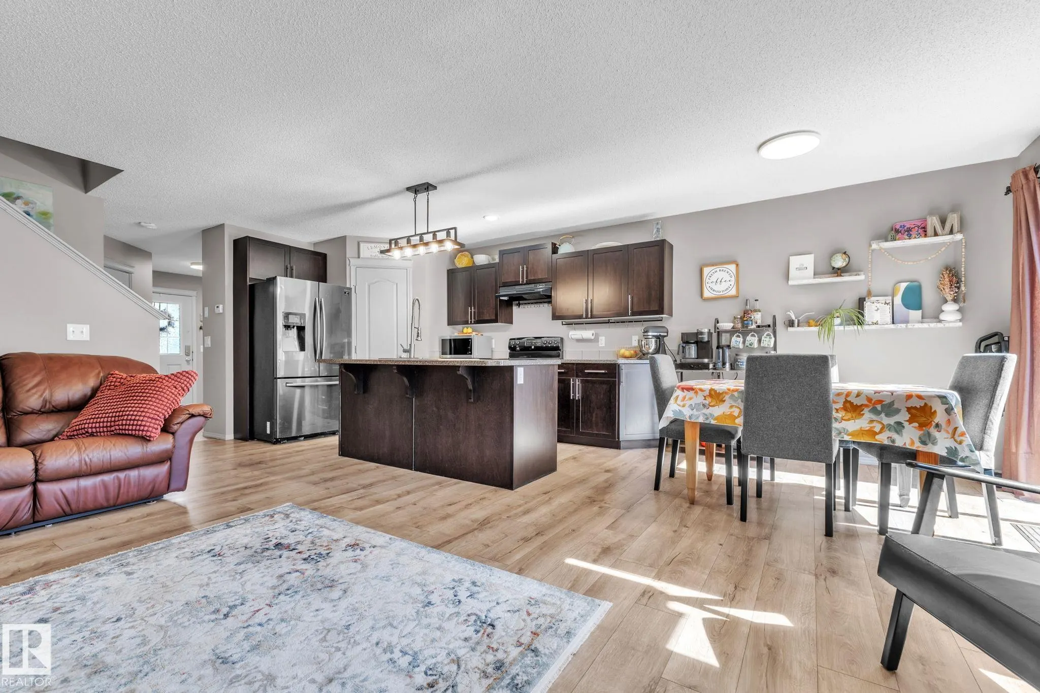 13 SPRINGWOOD Way