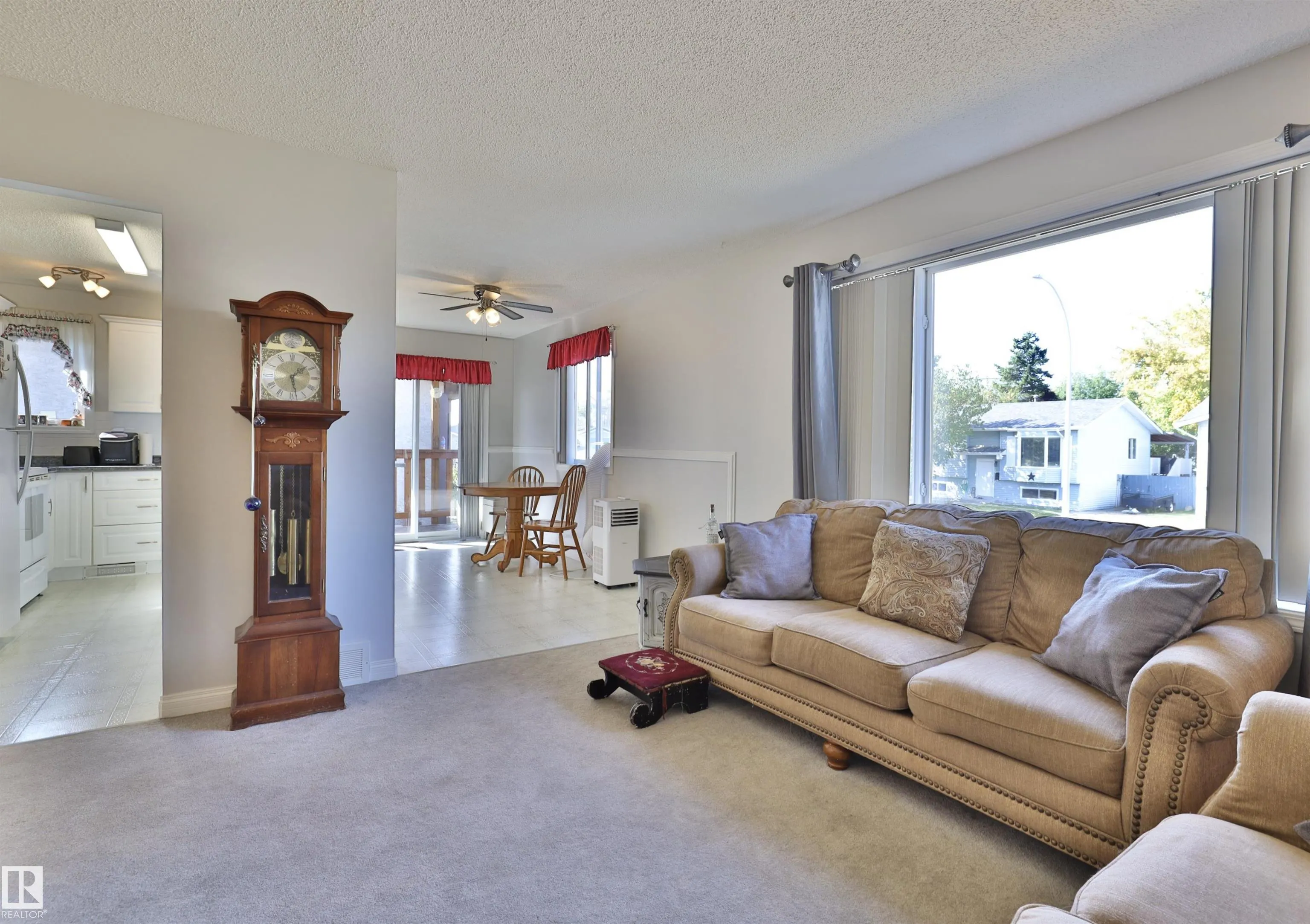 66 Westview Crescent