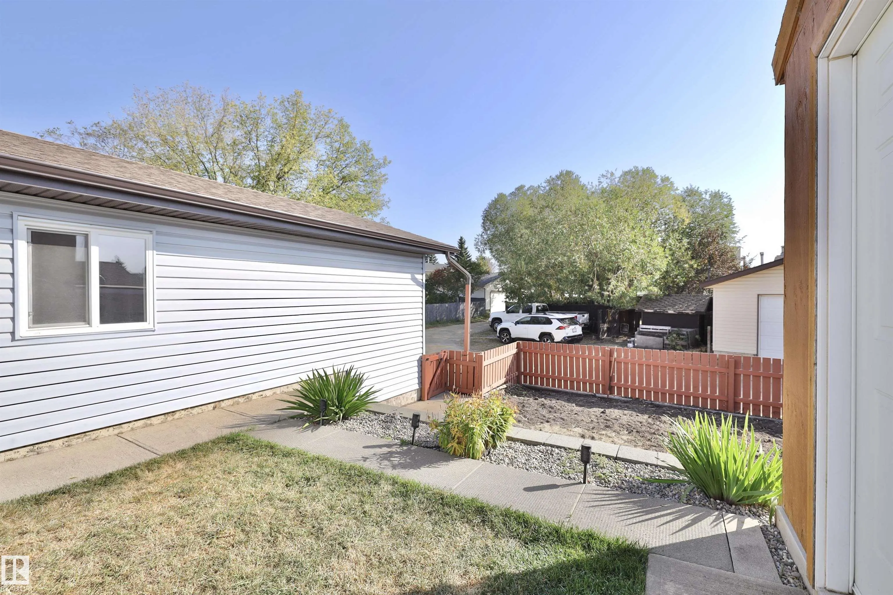 66 Westview Crescent