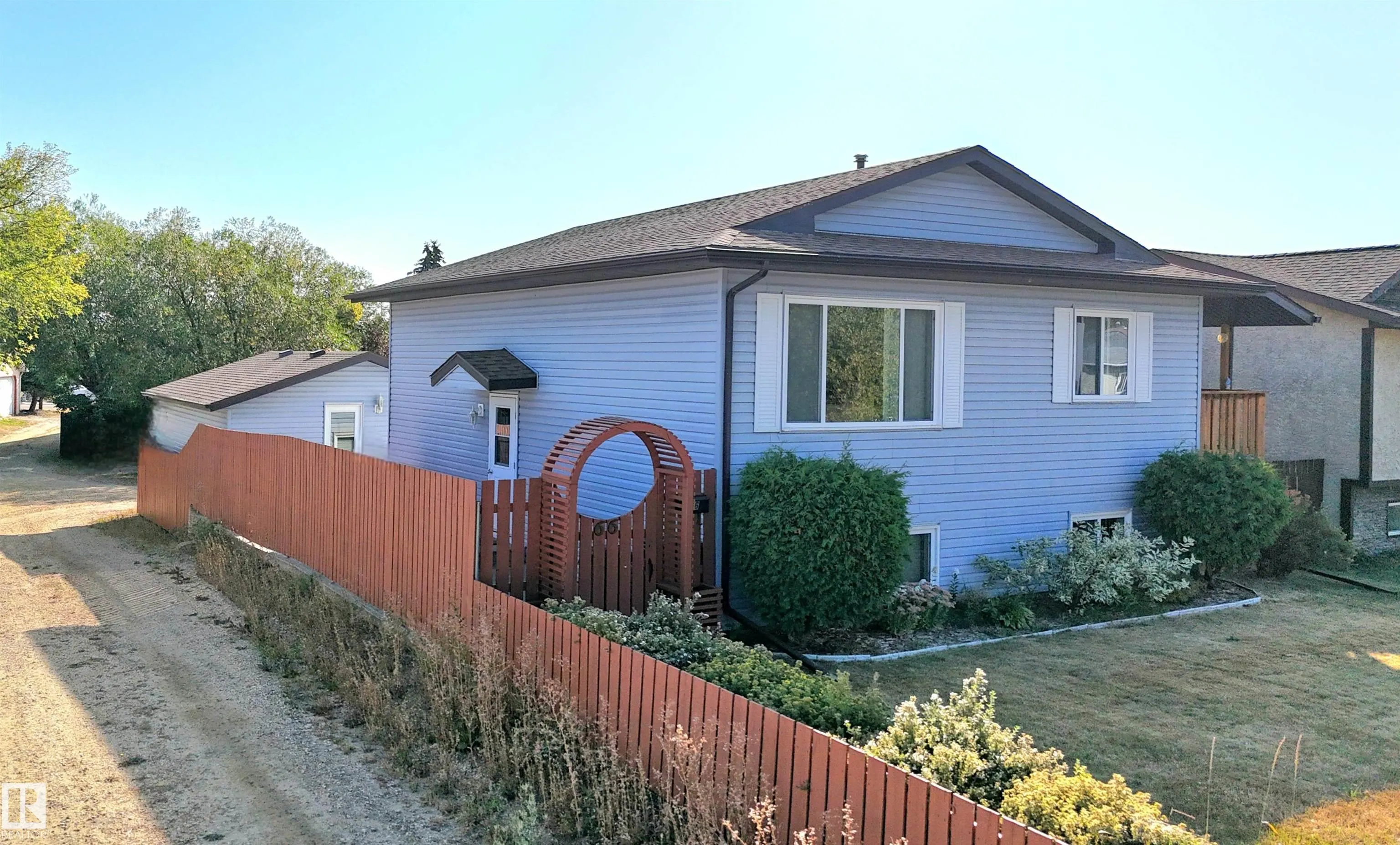 66 Westview Crescent