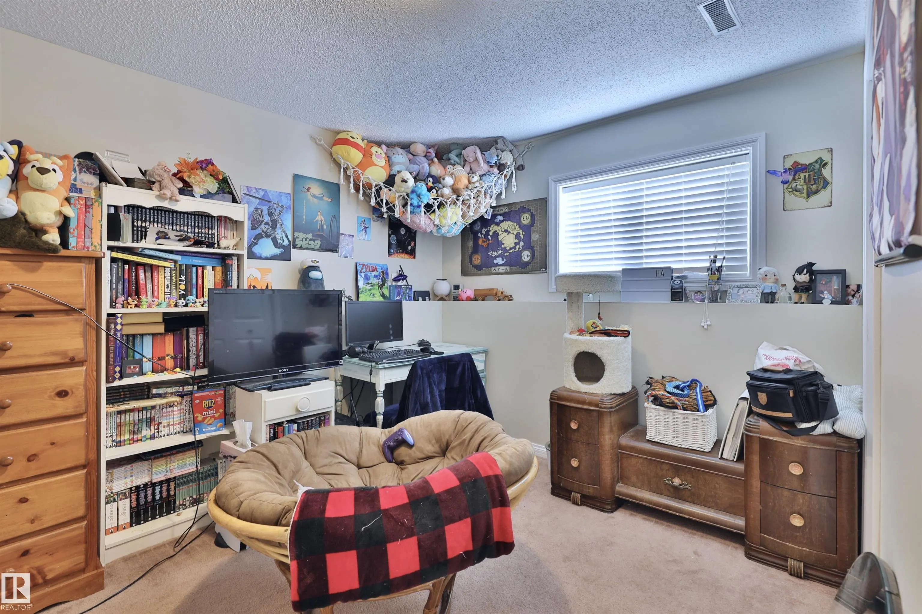 66 Westview Crescent