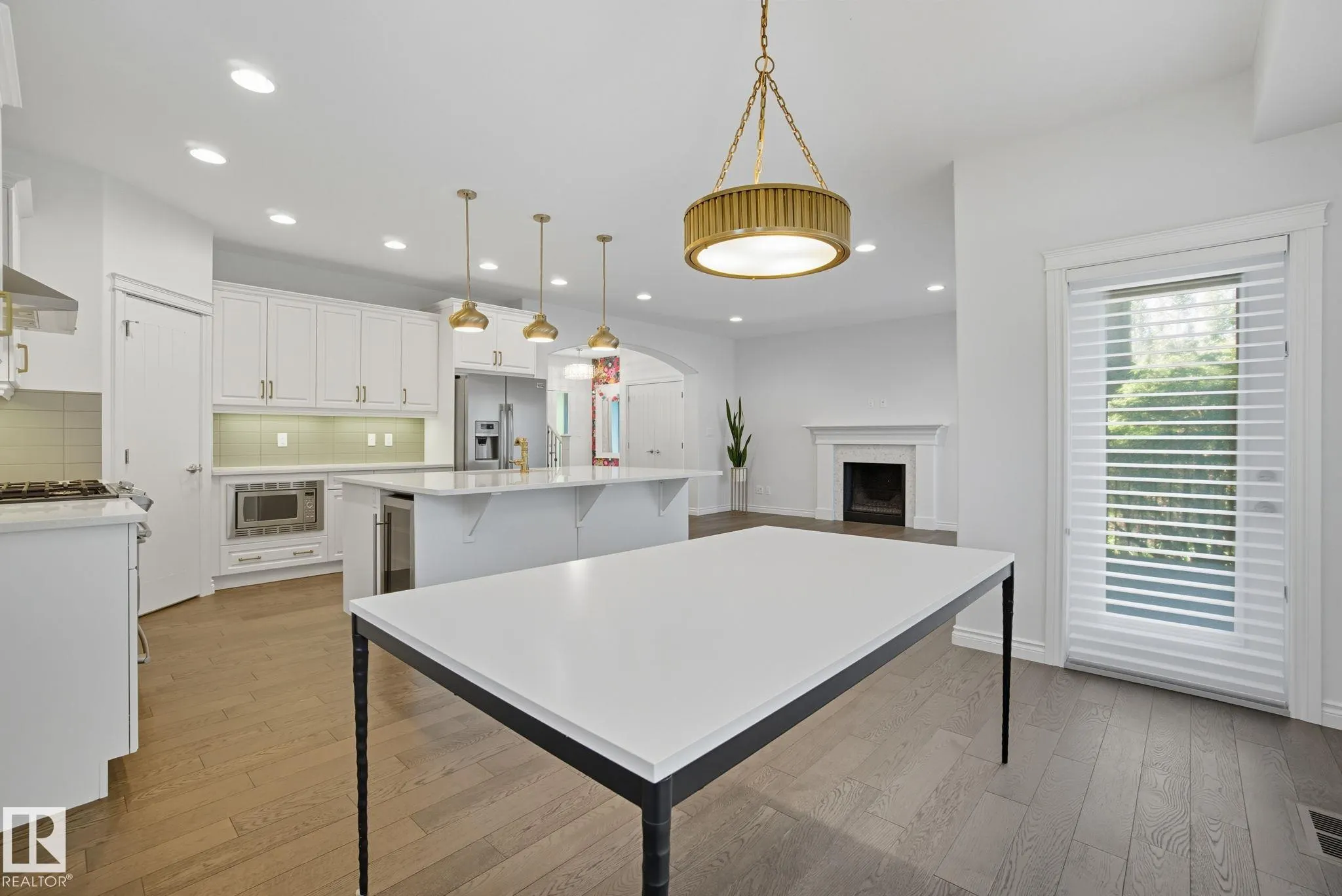 2824 KIRKLAND Bay
