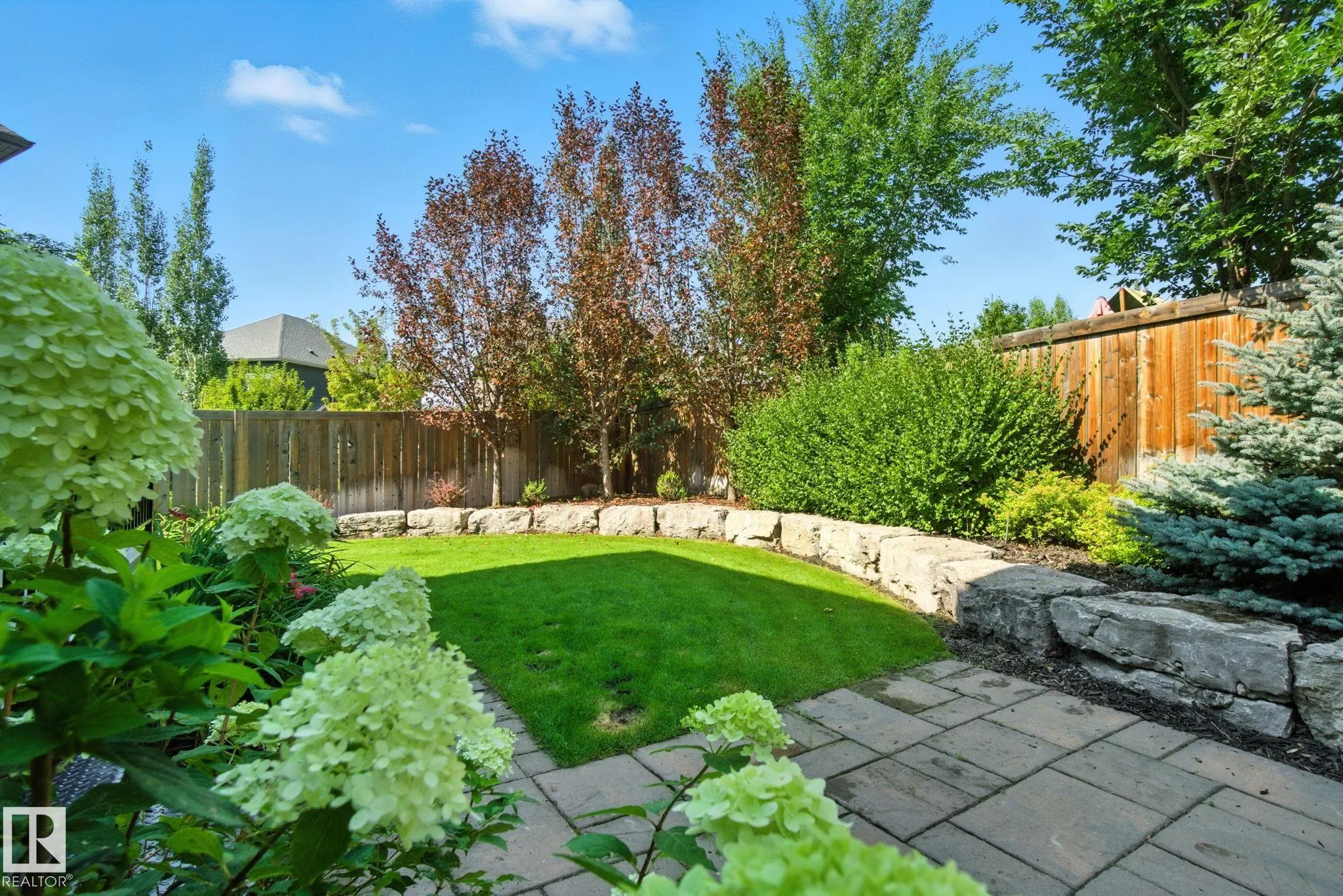 2824 KIRKLAND Bay