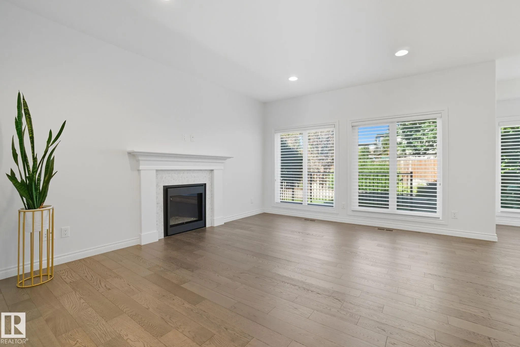 2824 KIRKLAND Bay