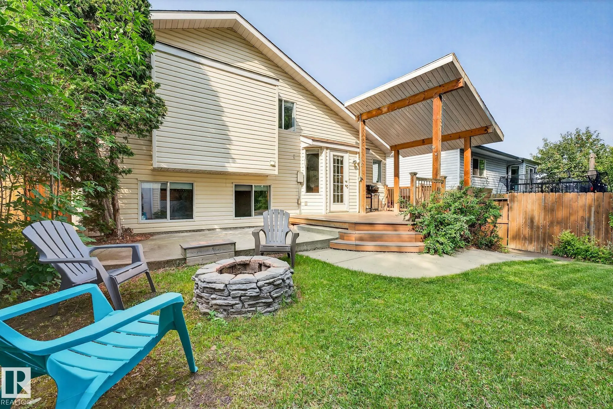 447 DAVENPORT Place