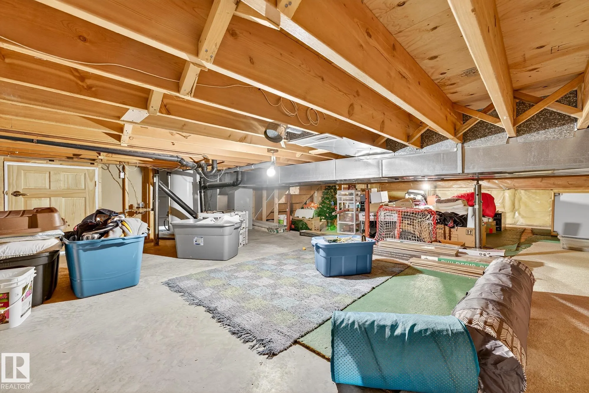 447 DAVENPORT Place