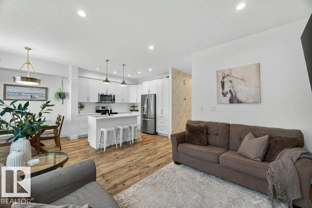 424 GENESIS Court