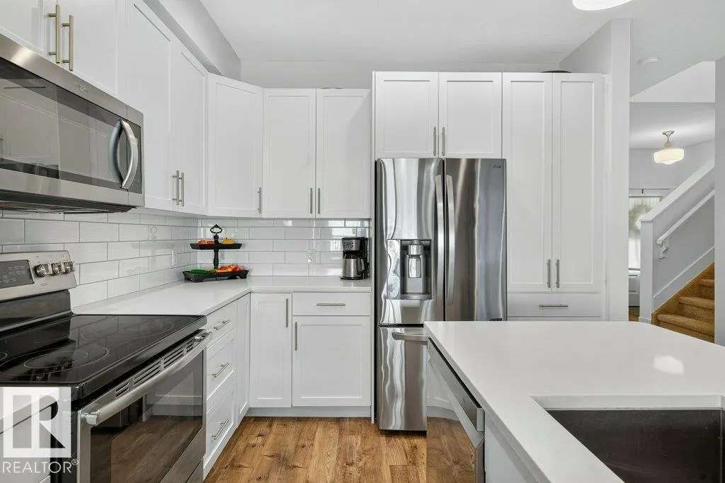 424 GENESIS Court