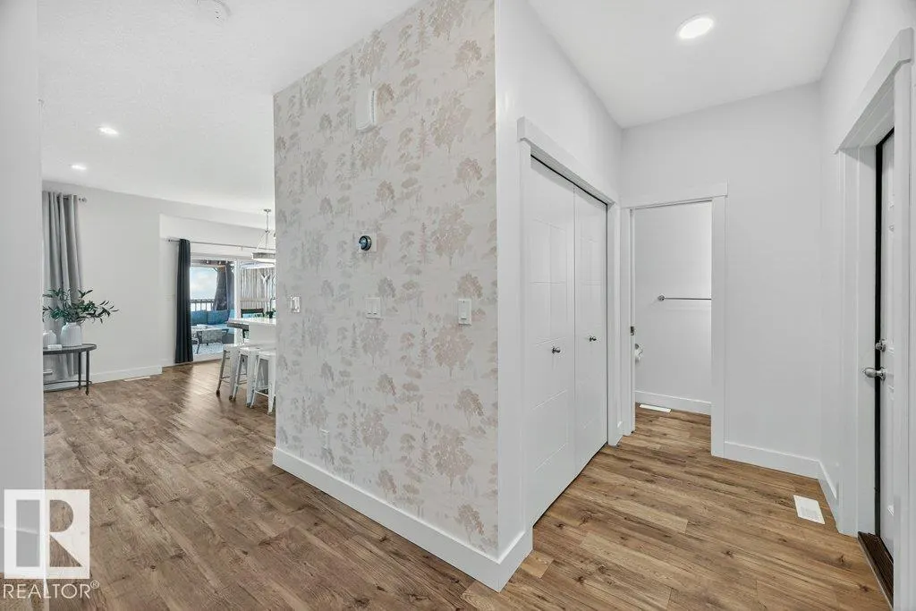 424 GENESIS Court