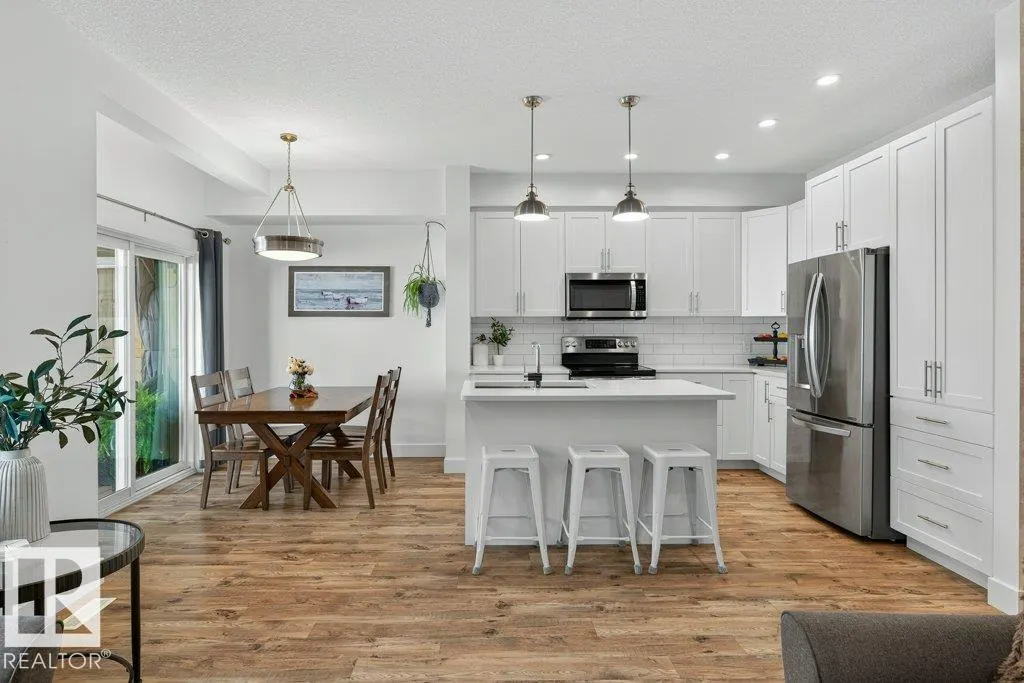 424 GENESIS Court