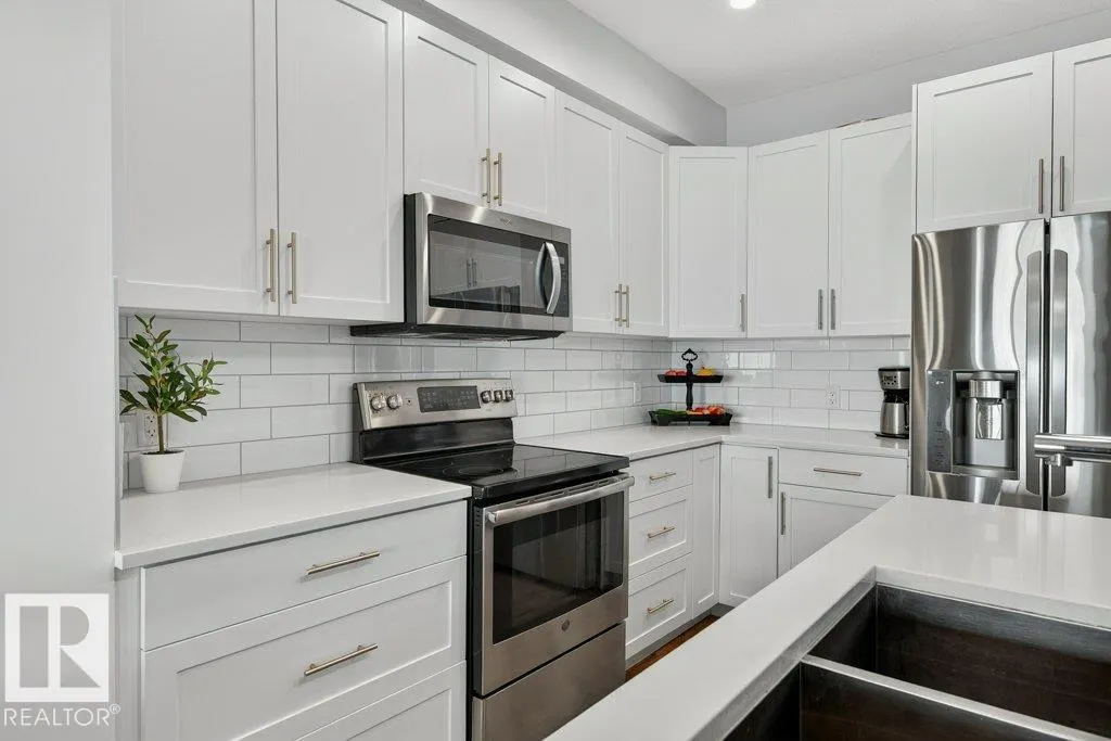 424 GENESIS Court