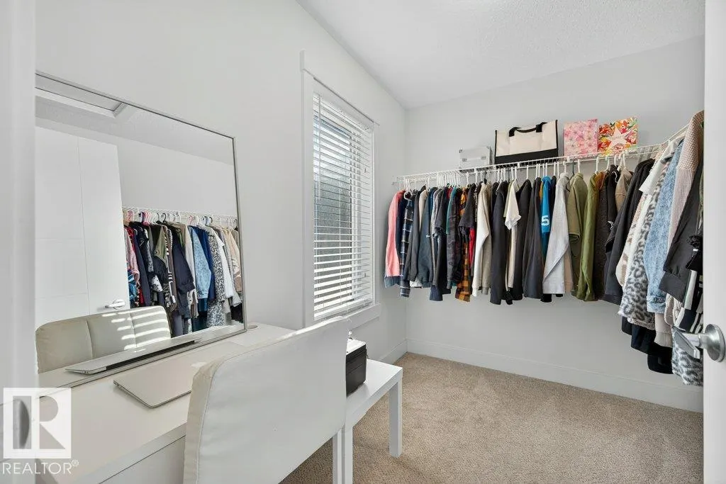424 GENESIS Court