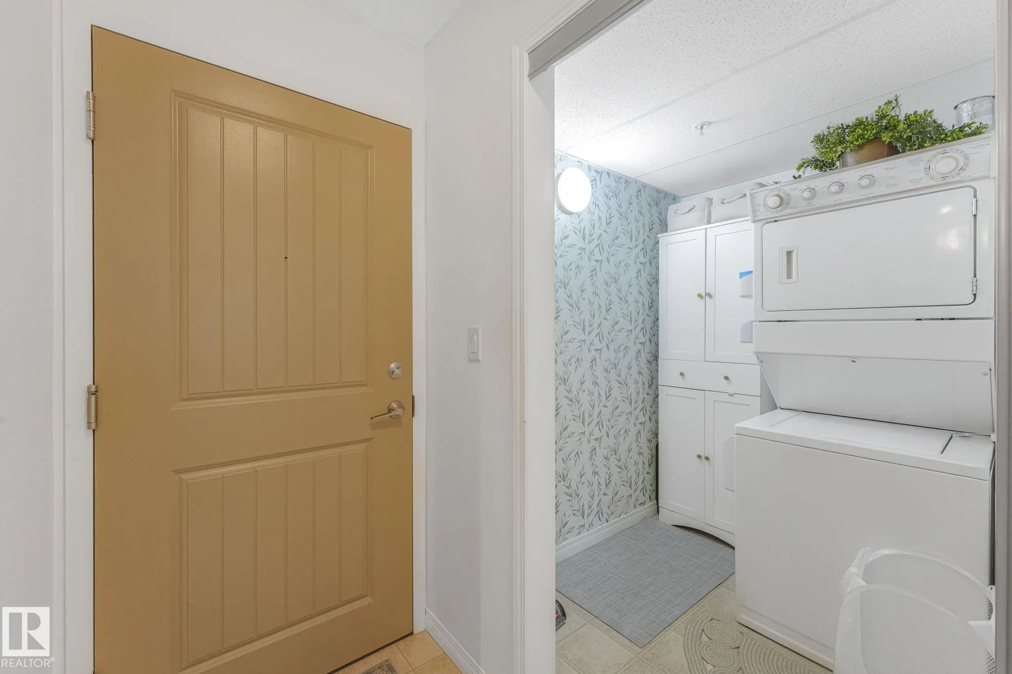 13908 136 Street