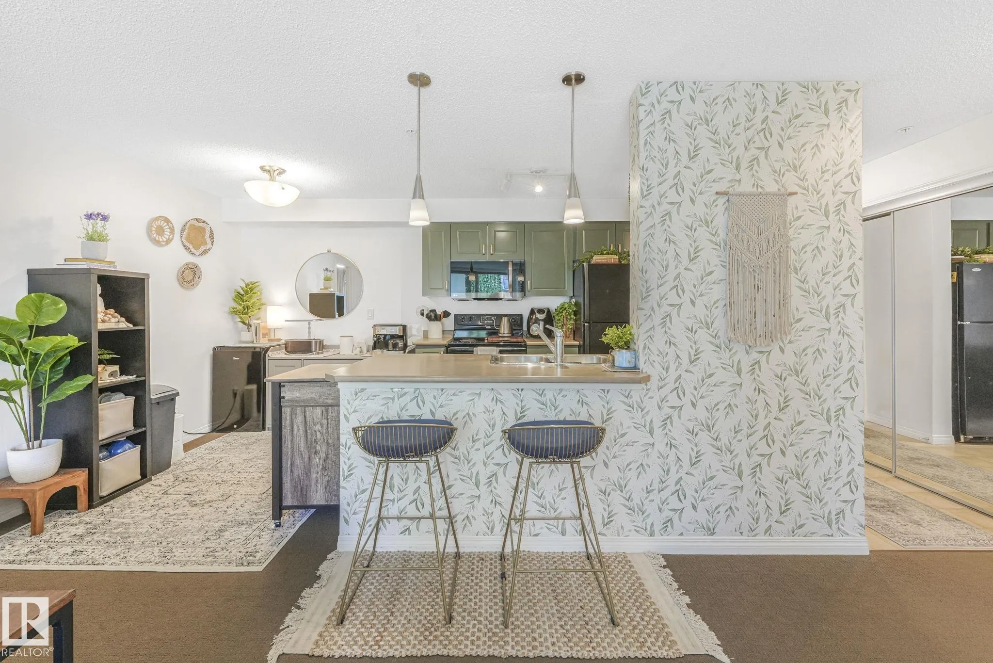 13908 136 Street