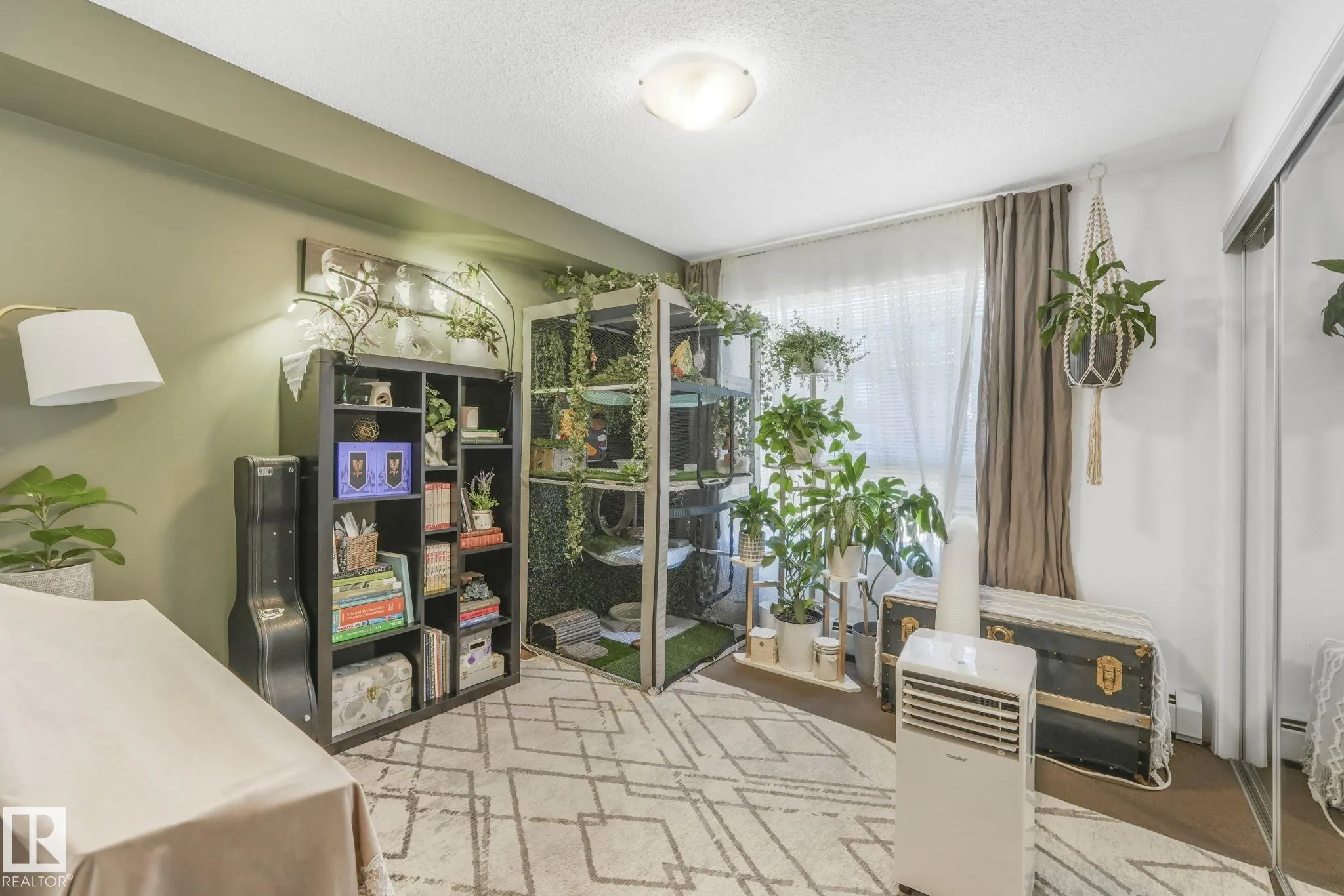 13908 136 Street