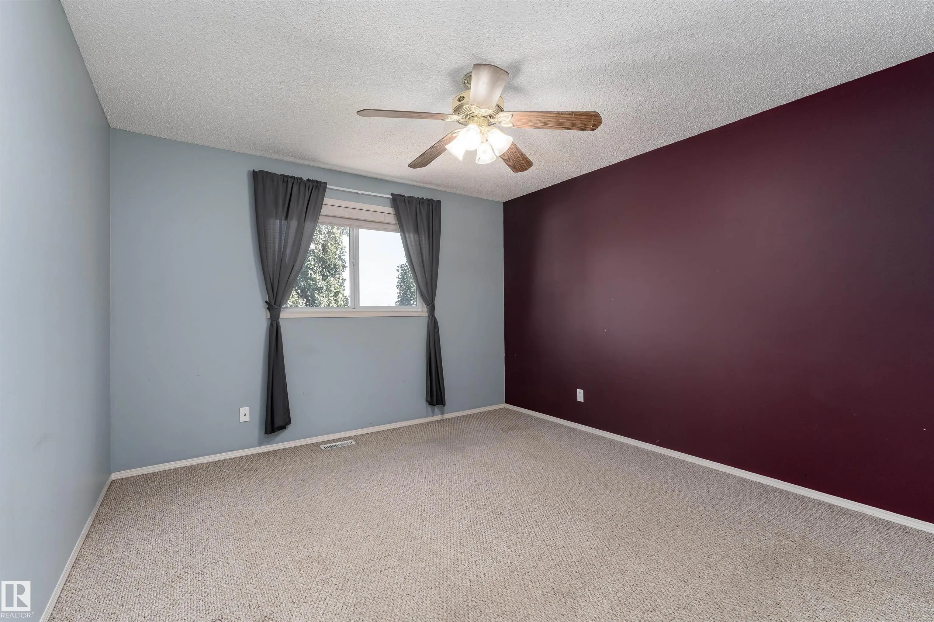 64 LEYLAND Way