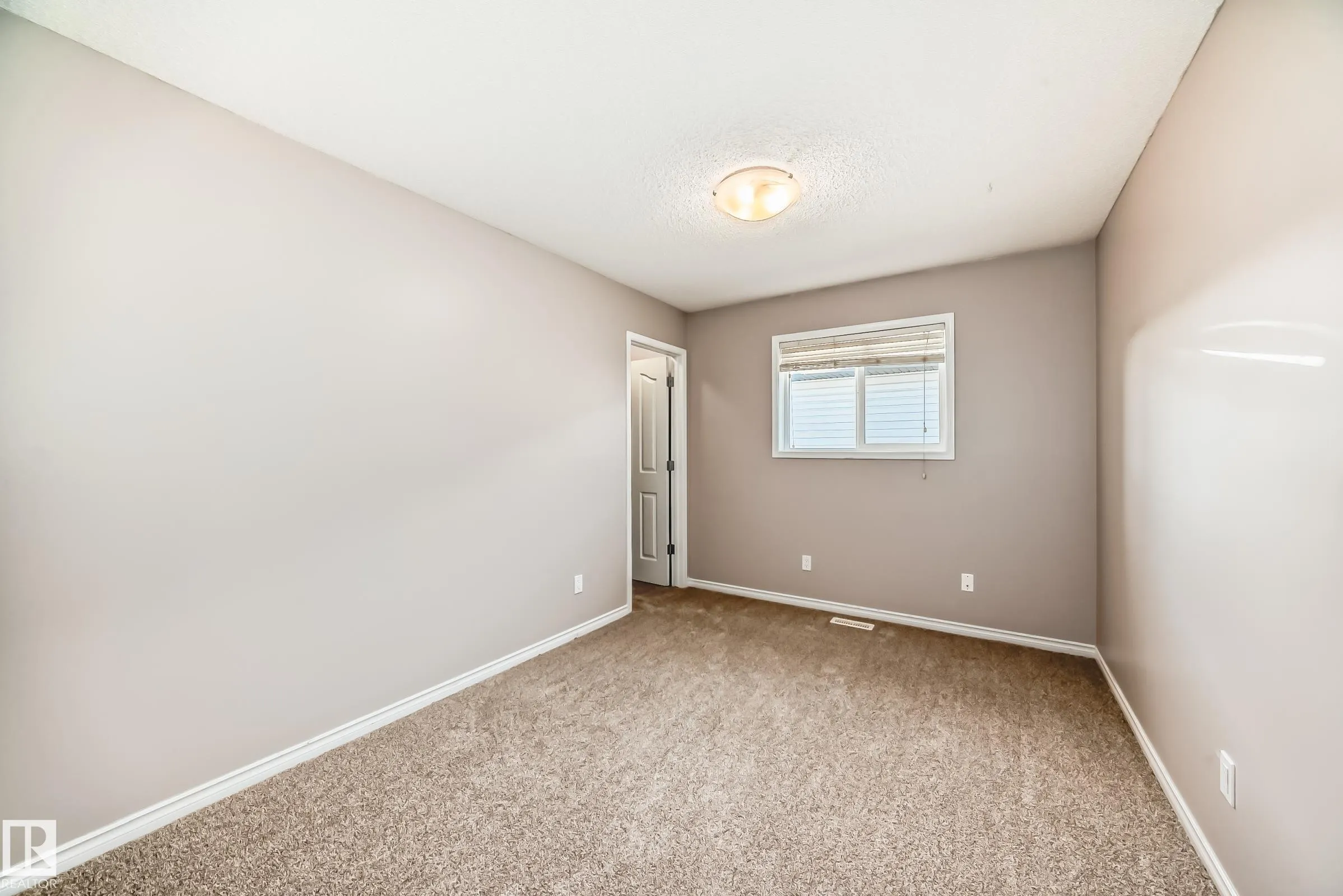 14 SPRING Gate
