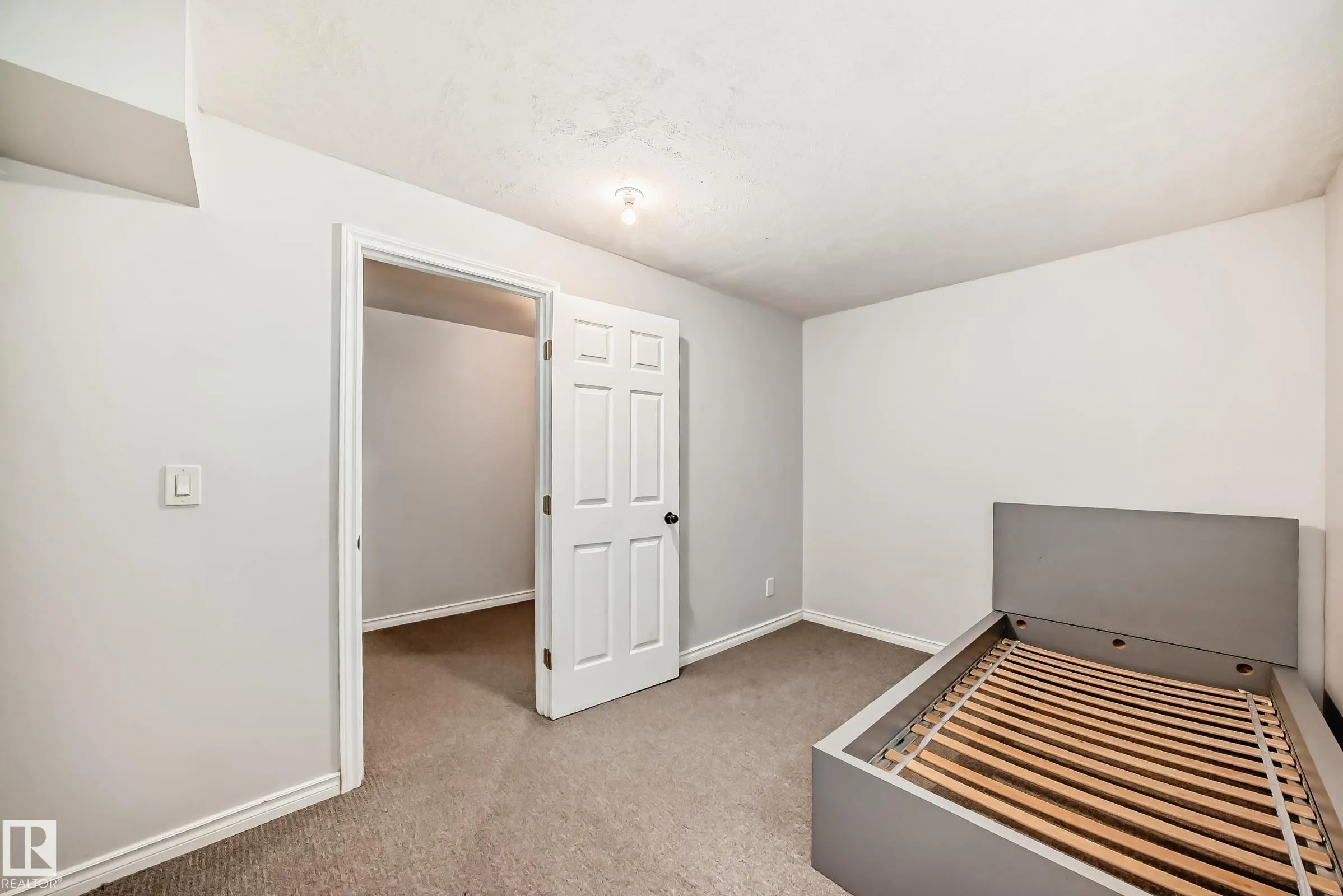 14 SPRING Gate