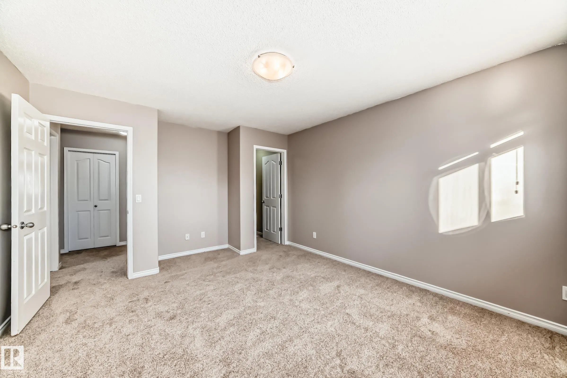 14 SPRING Gate
