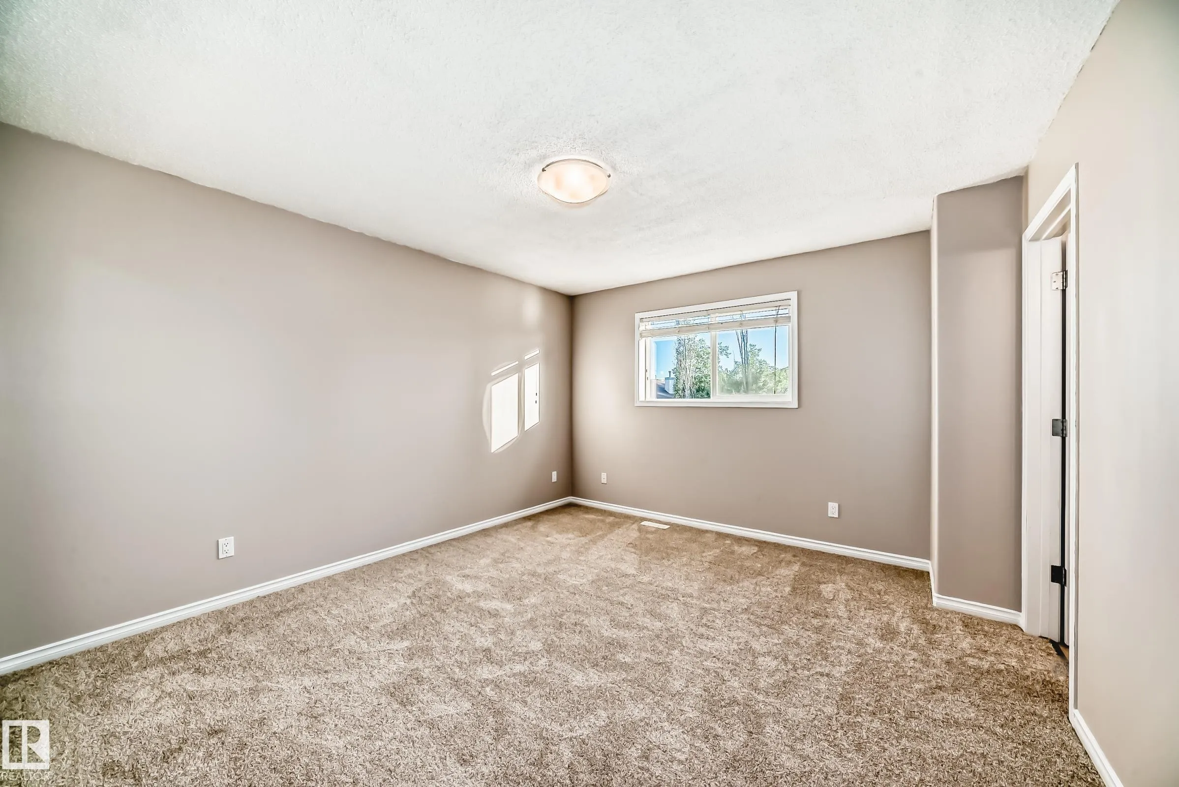 14 SPRING Gate