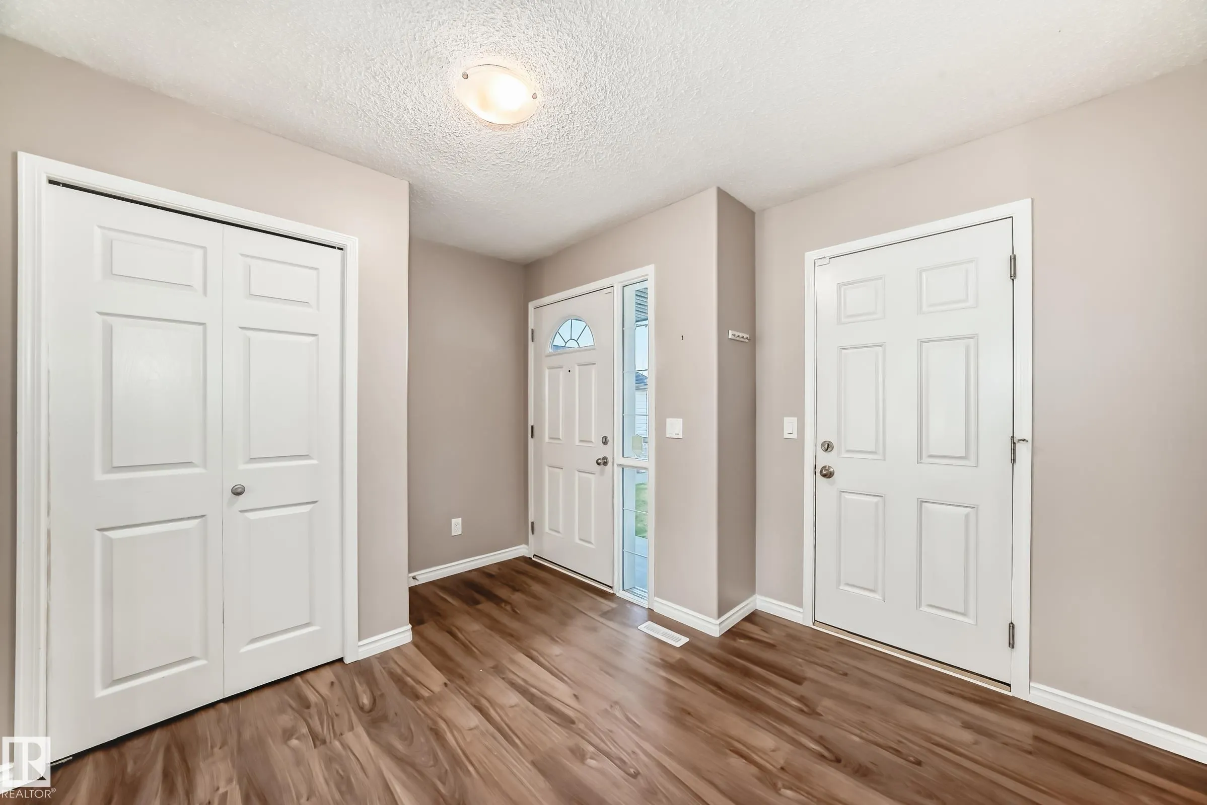 14 SPRING Gate
