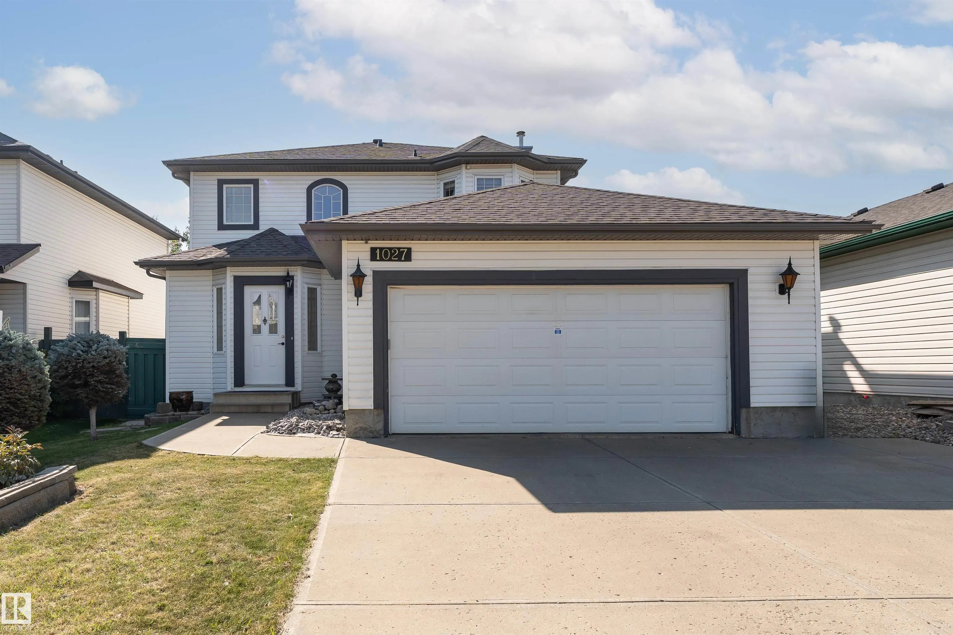 1027 GRAHAM Court