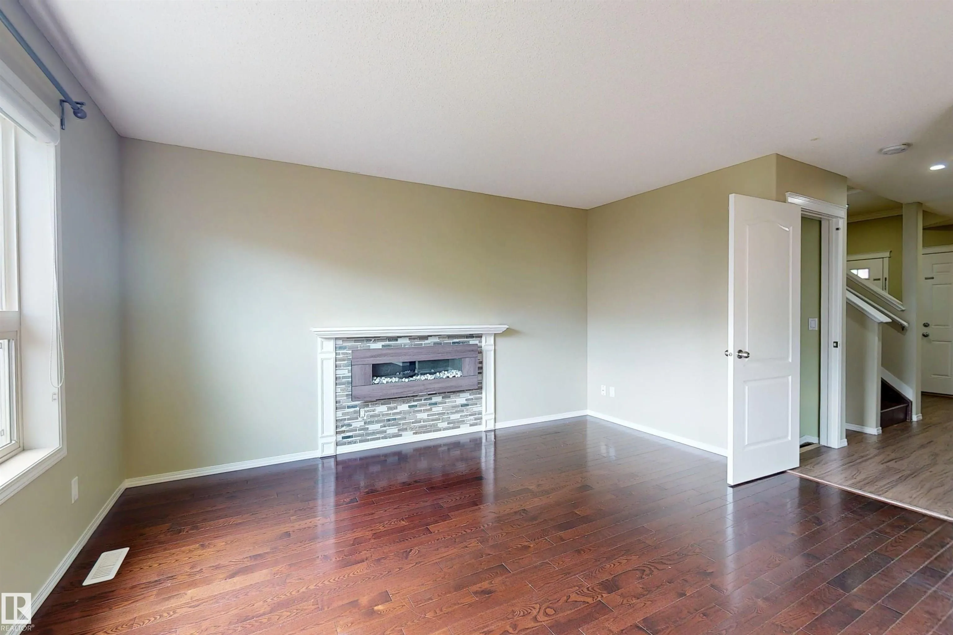 2931 26 AVE