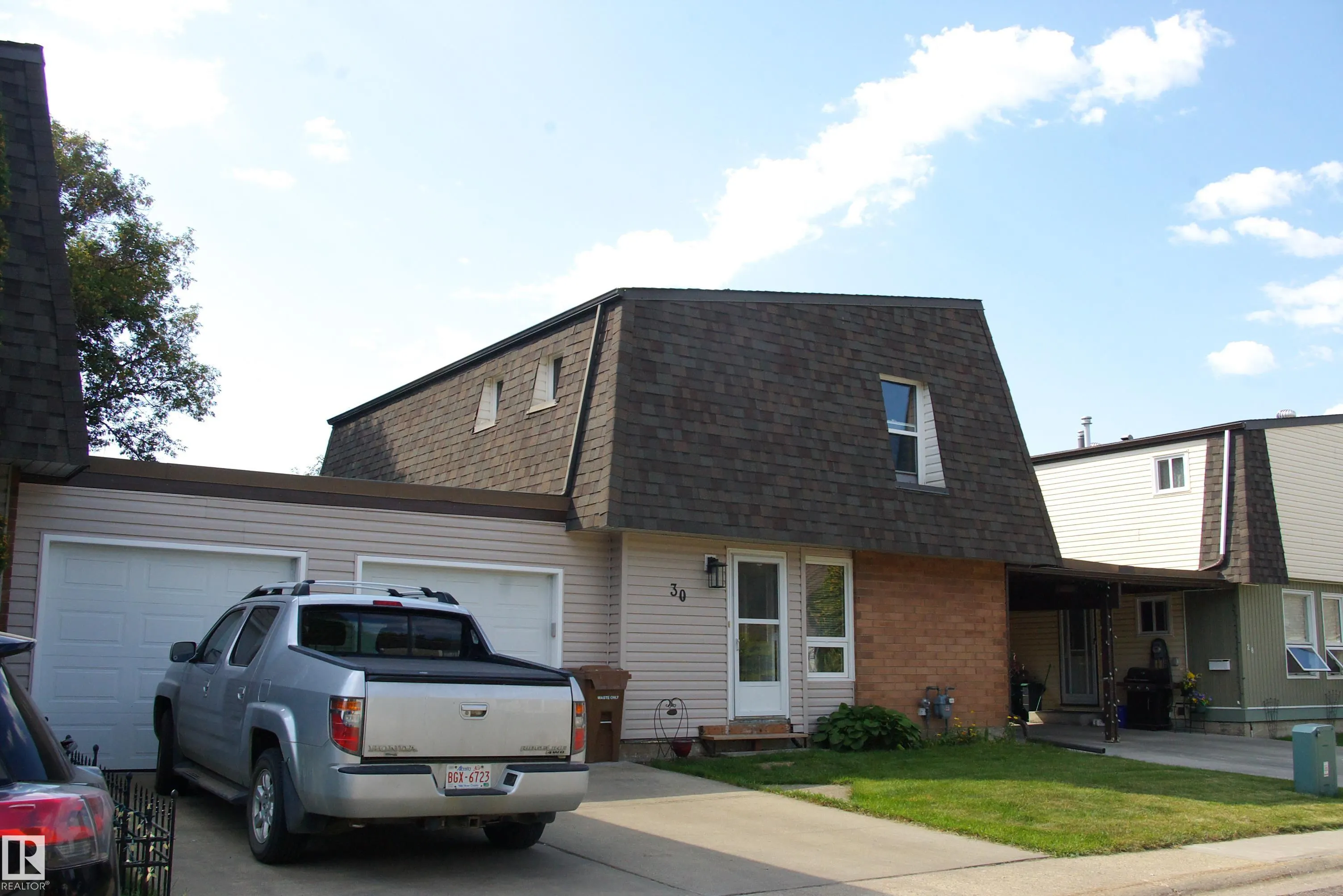 30 GREENFIELD Estates