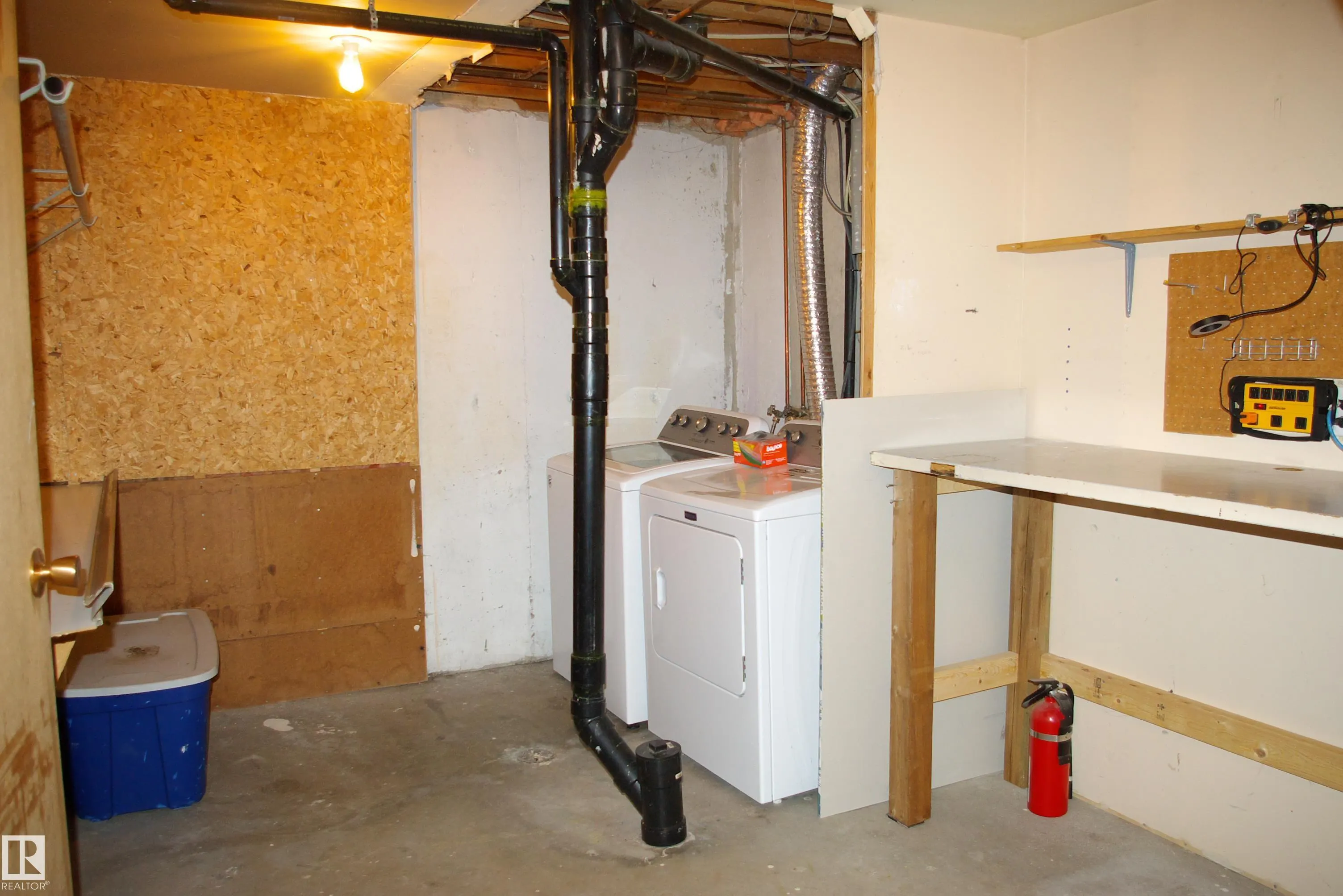 30 GREENFIELD Estates