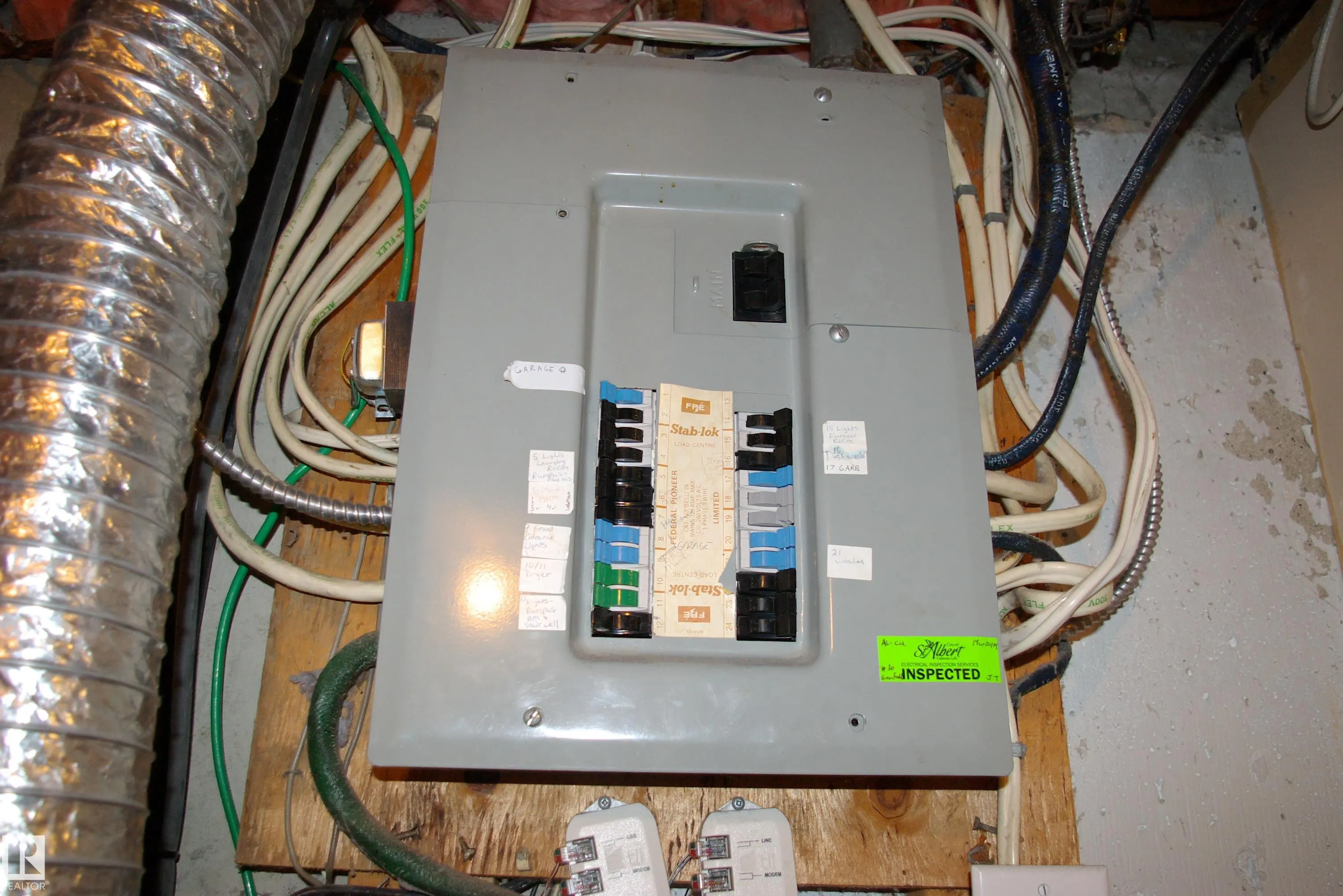 30 GREENFIELD Estates