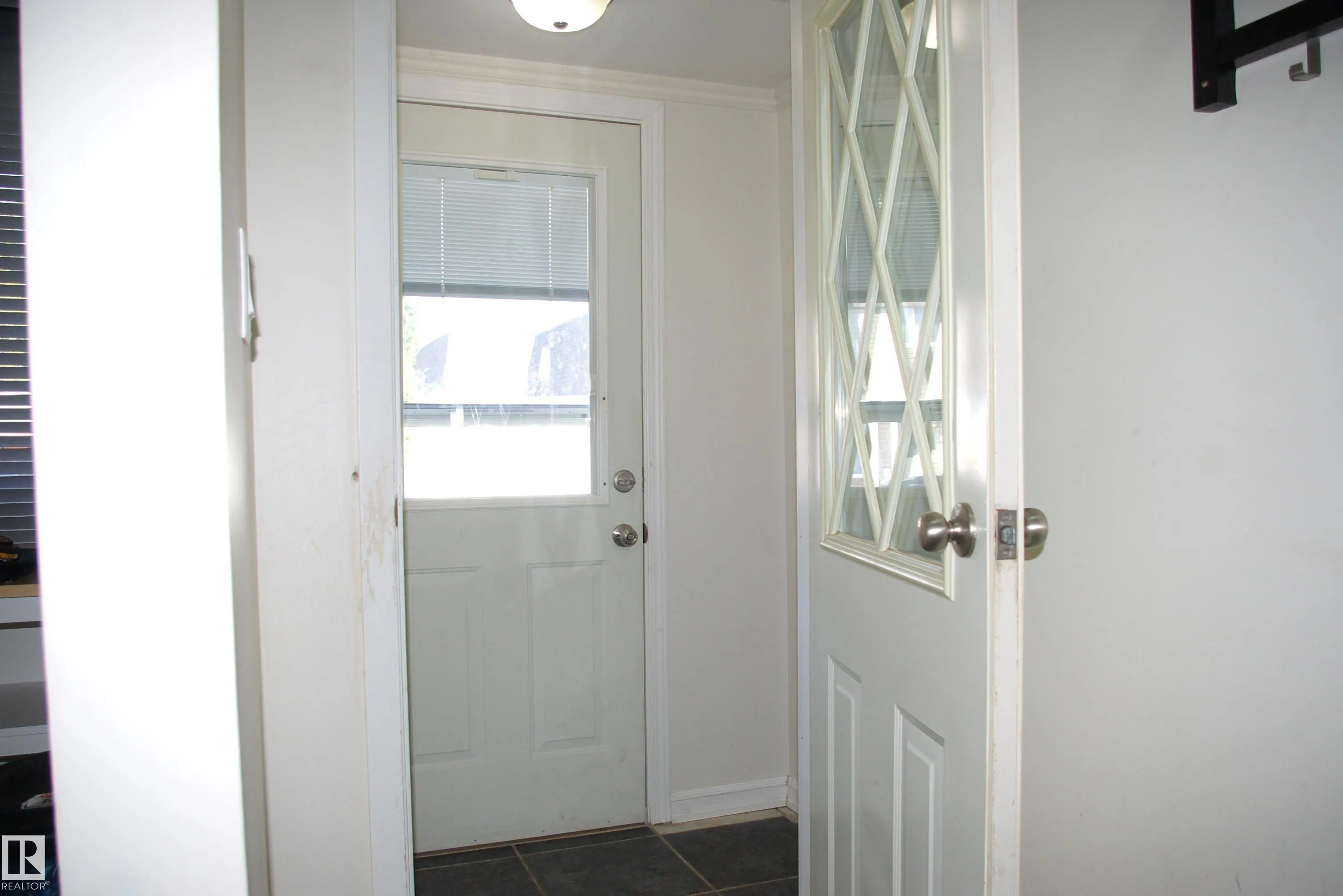 30 GREENFIELD Estates