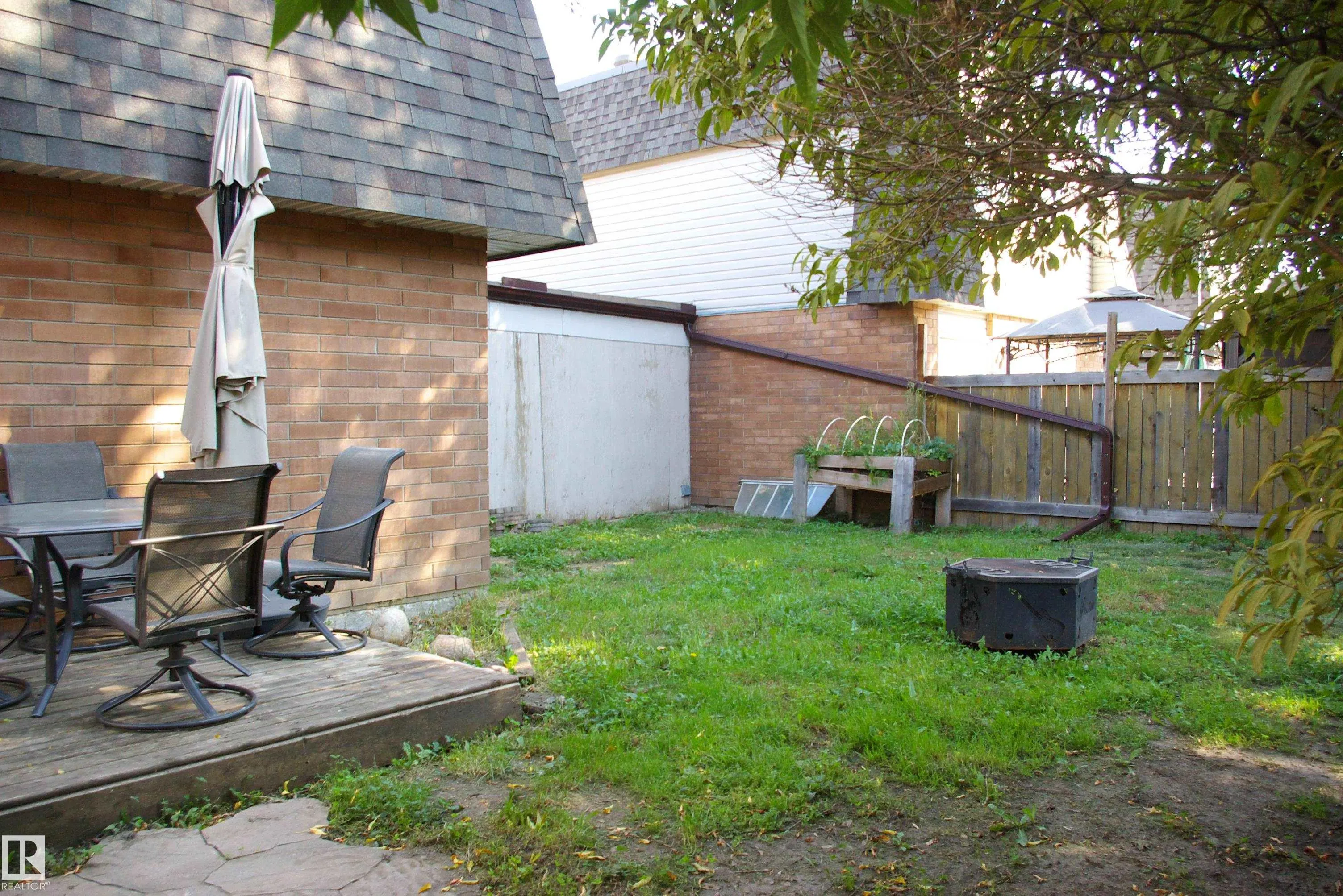 30 GREENFIELD Estates