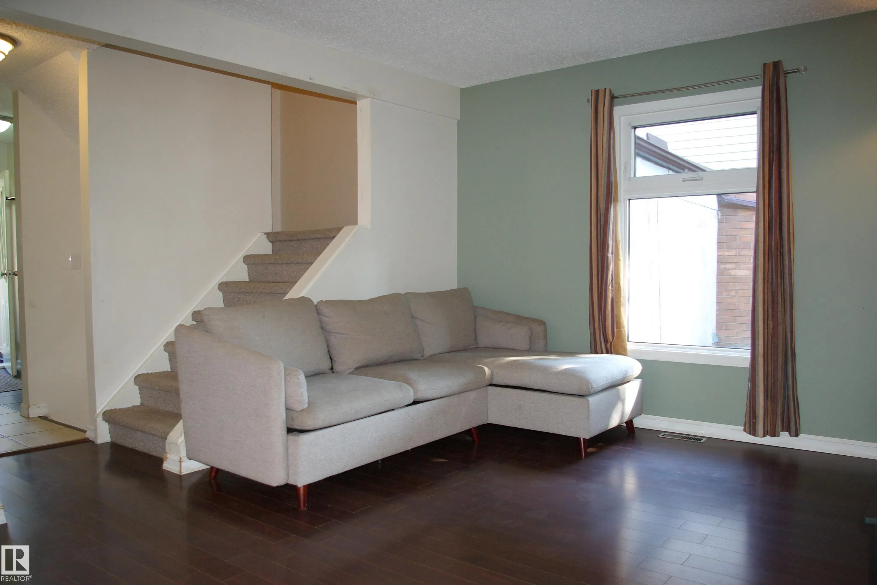 30 GREENFIELD Estates